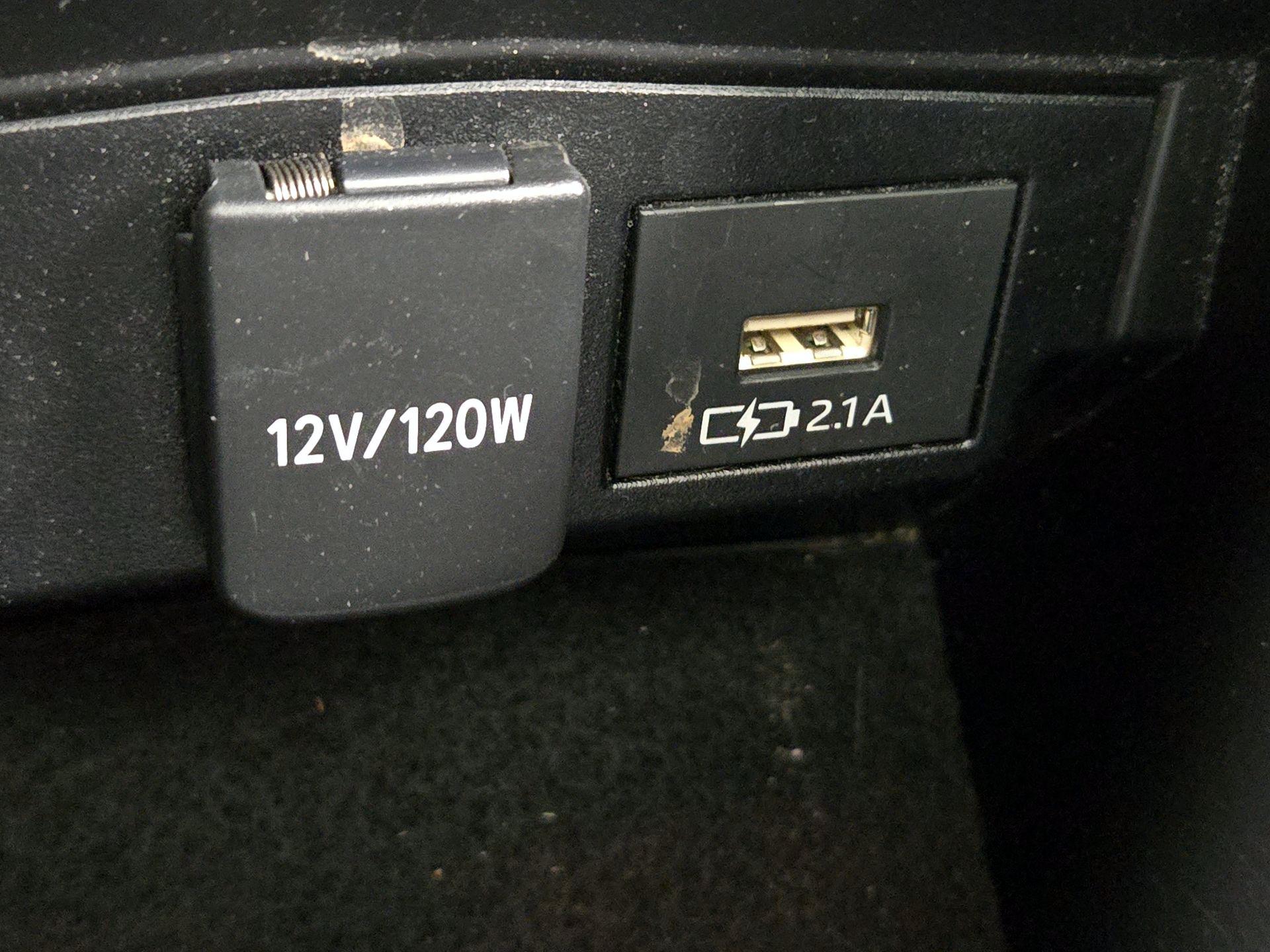 Thumbnail: 2021 Toyota Corolla - 18