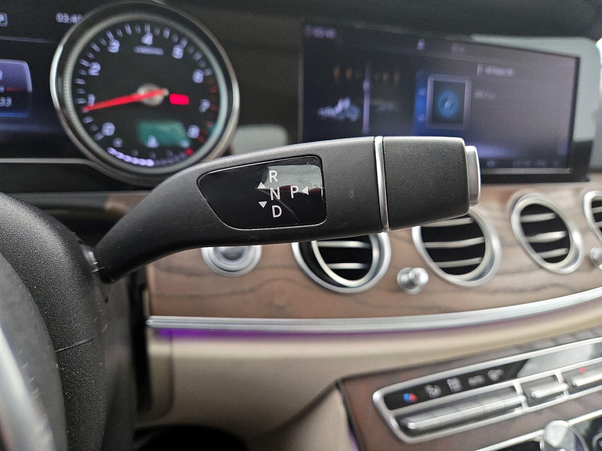 Thumbnail: 2019 Mercedes-Benz E-Class - 18