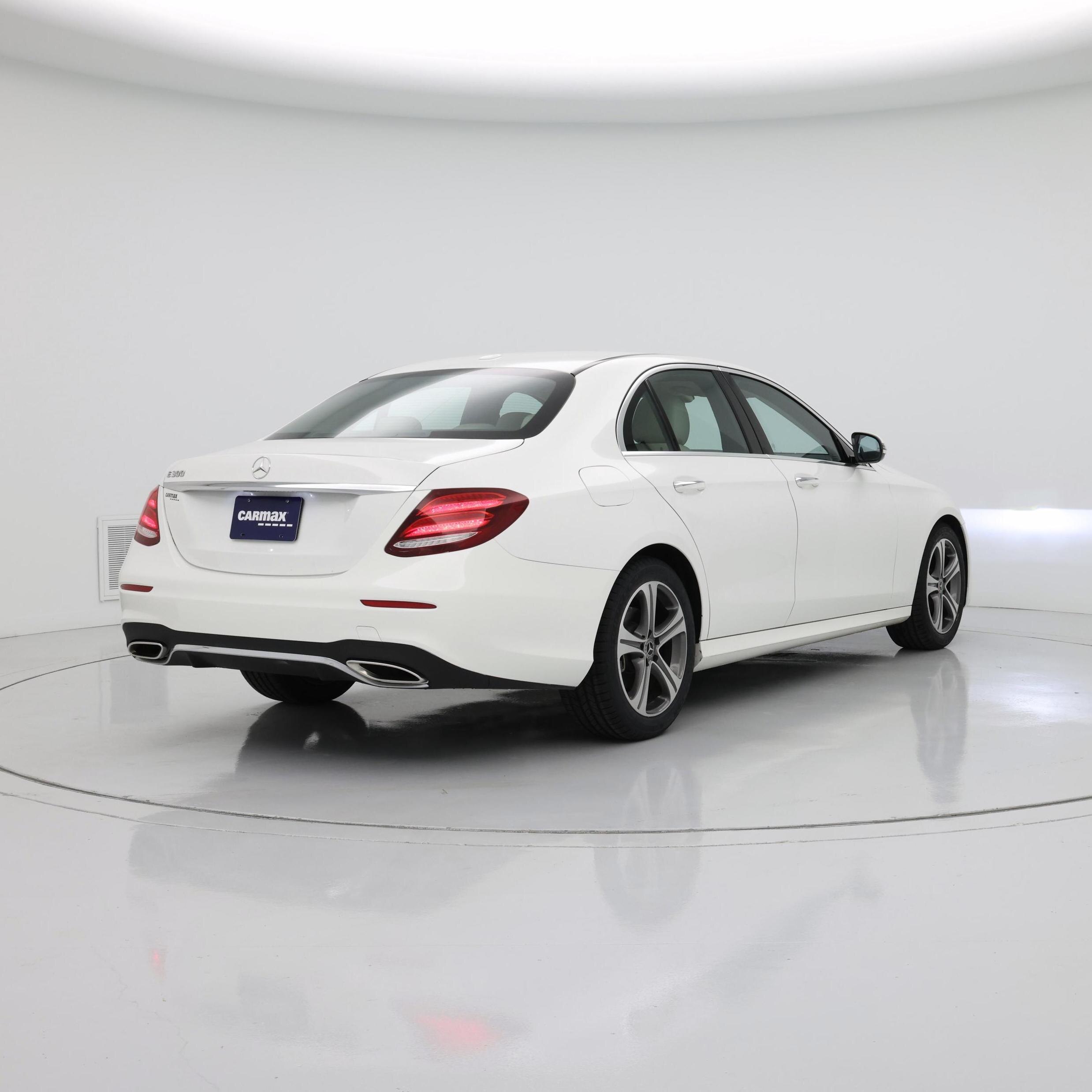 Thumbnail: 2019 Mercedes-Benz E-Class - 8