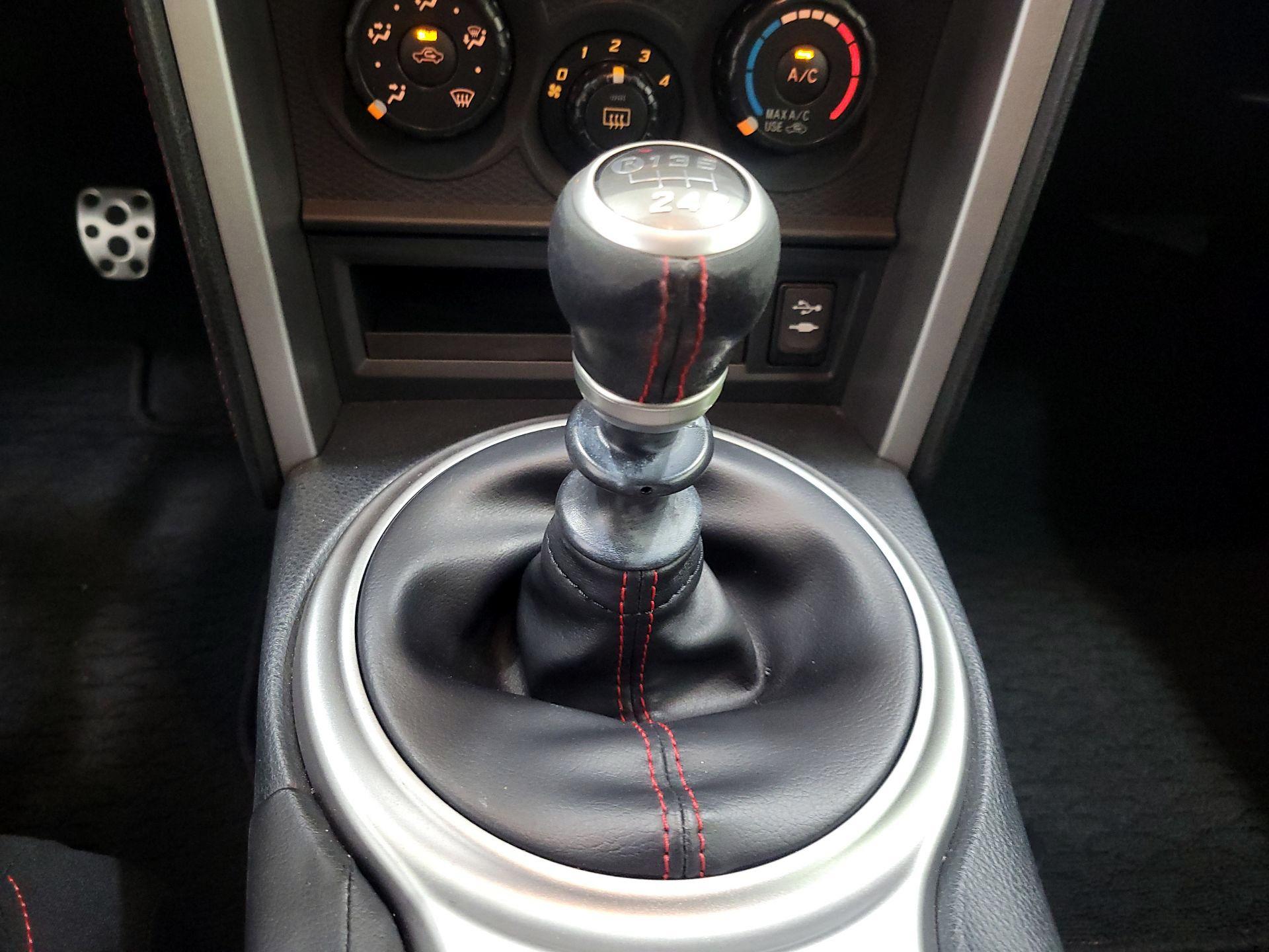 Thumbnail: 2015 Scion FR-S - 17