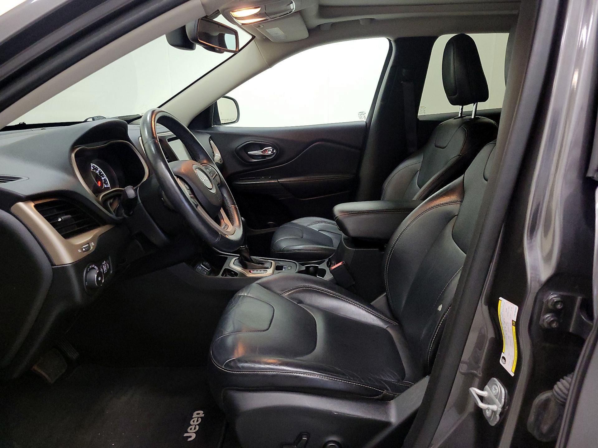 Thumbnail: 2014 Jeep Cherokee - 11