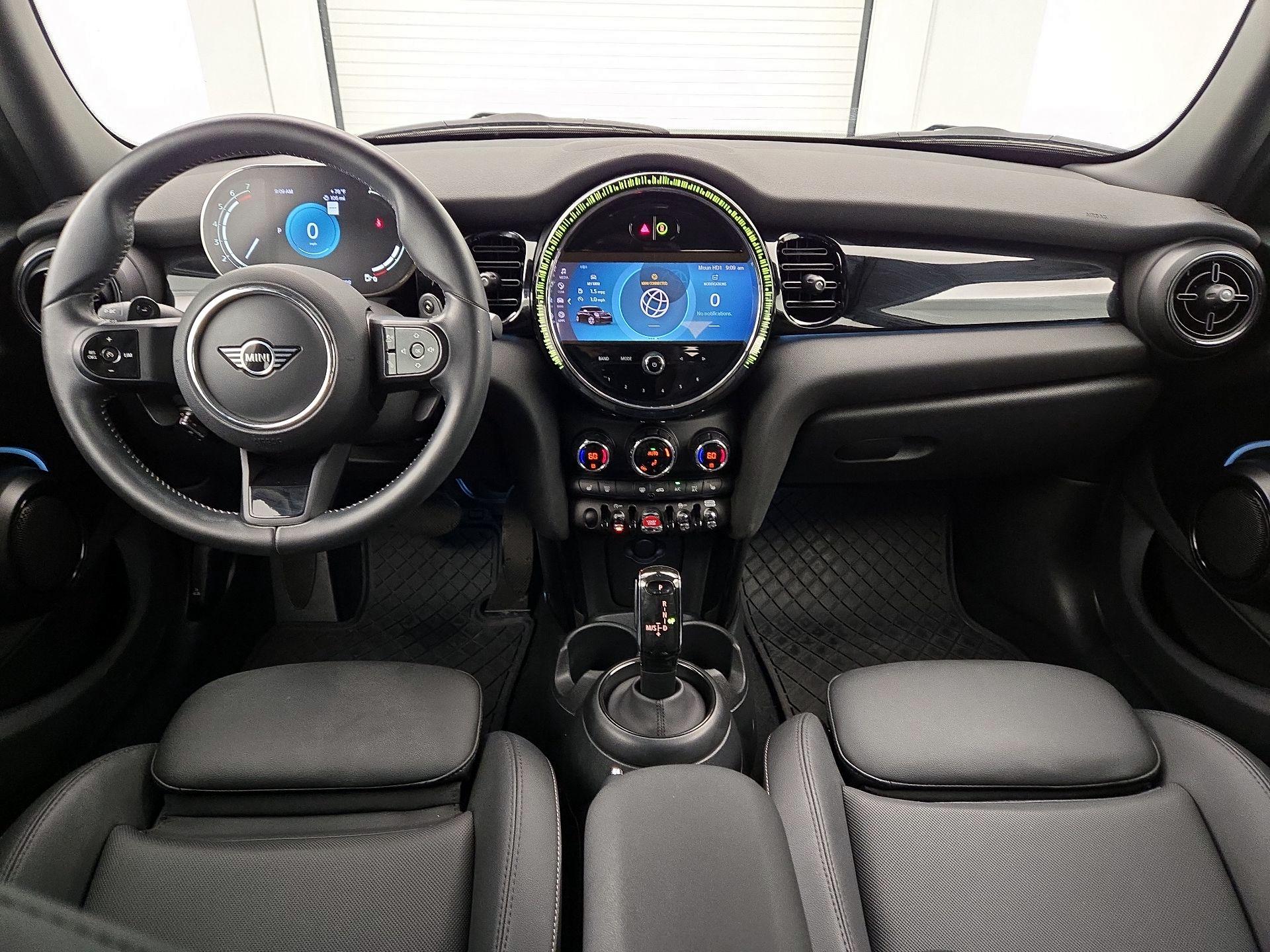Thumbnail: 2023 MINI Cooper Hardtop - 9