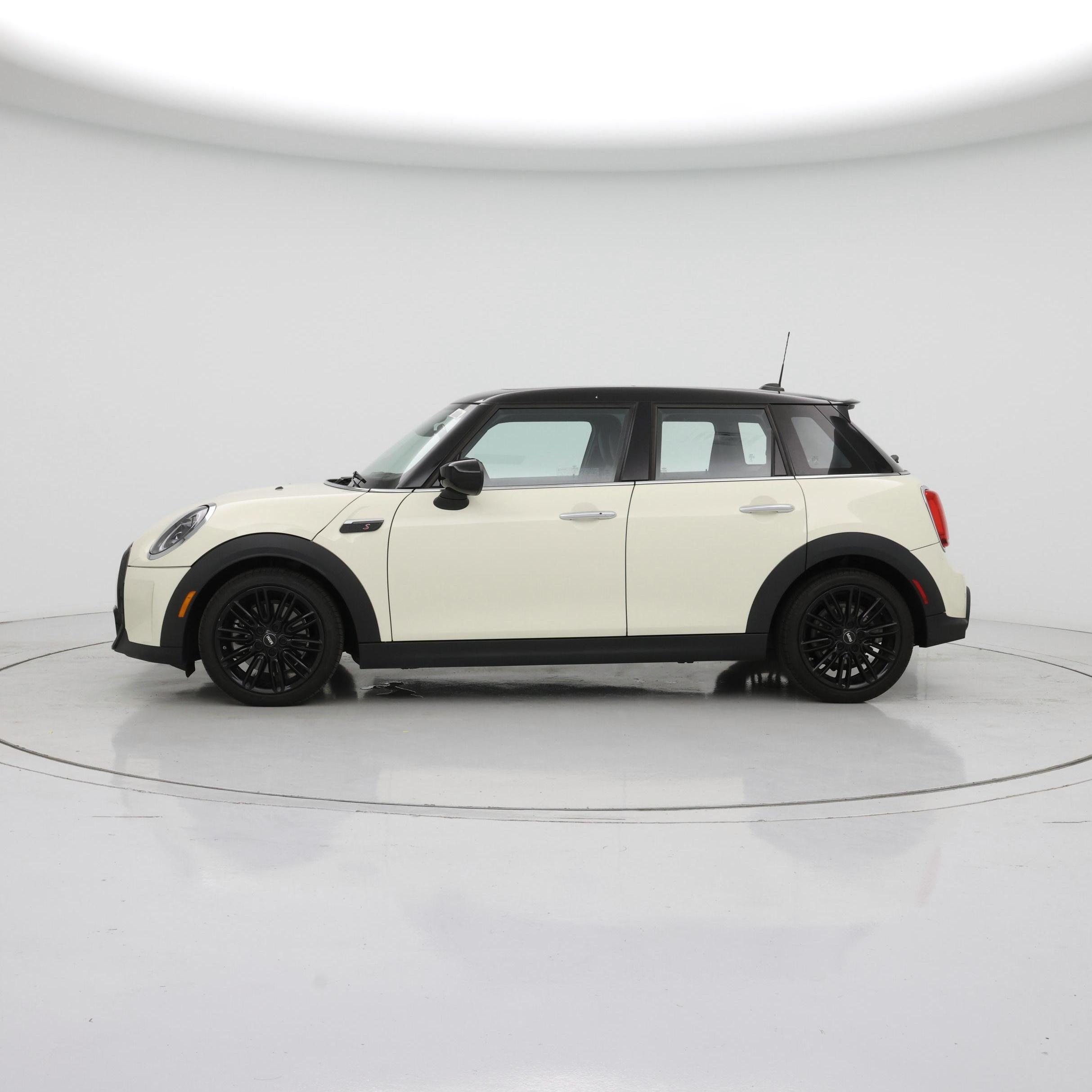 Thumbnail: 2023 MINI Cooper Hardtop - 3