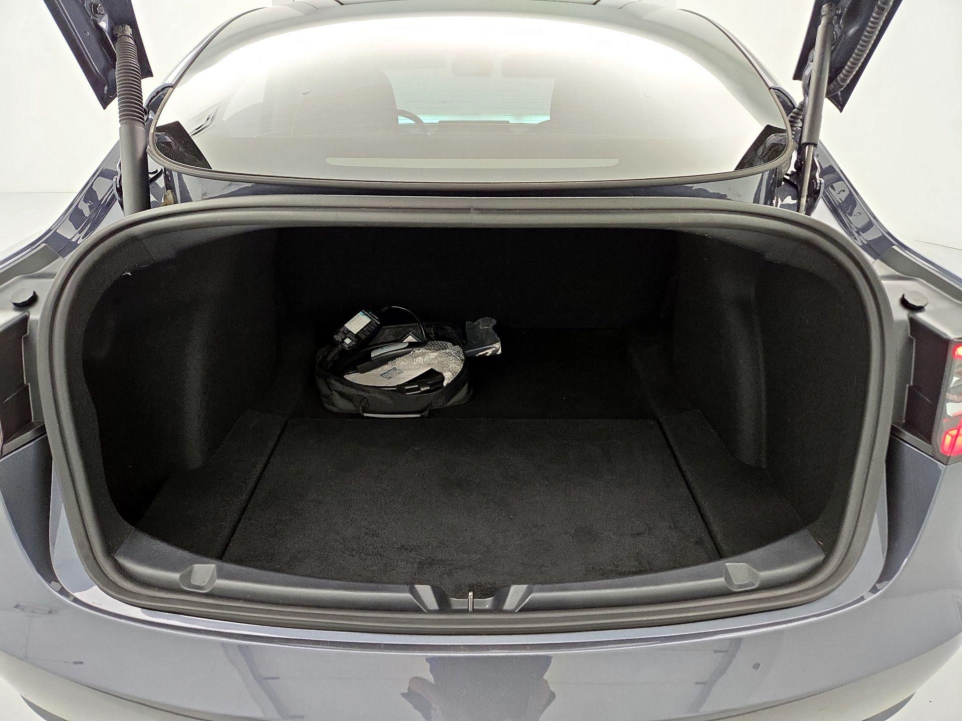 Thumbnail: 2023 Tesla Model 3 - 20