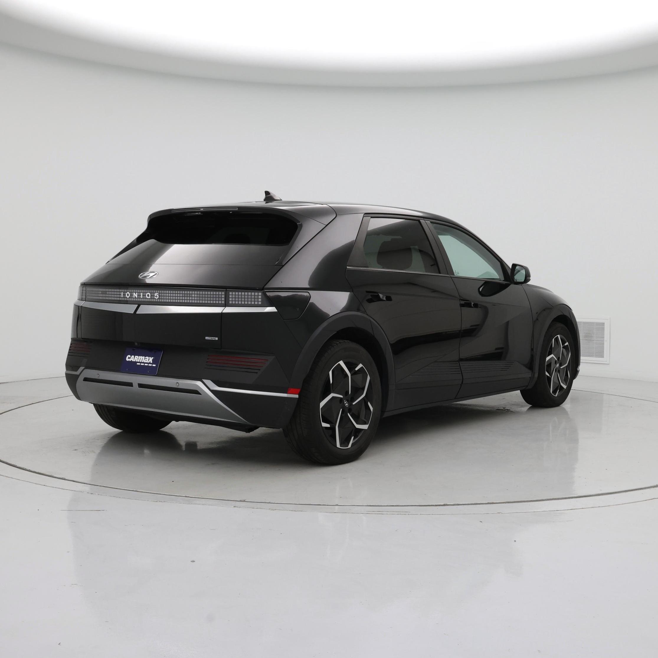 Thumbnail: 2022 Hyundai Ioniq 5 - 8