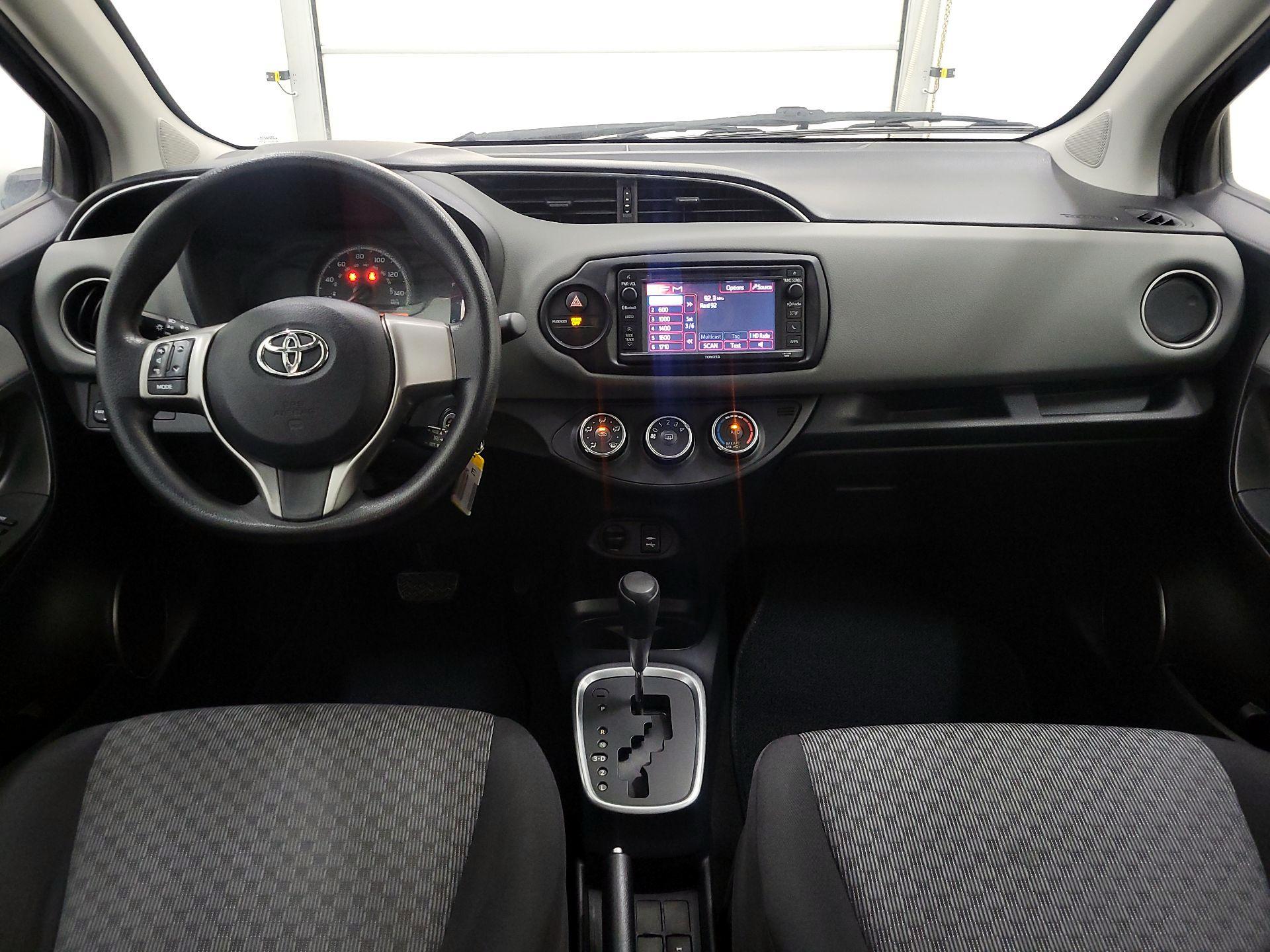 Thumbnail: 2016 Toyota Yaris - 9