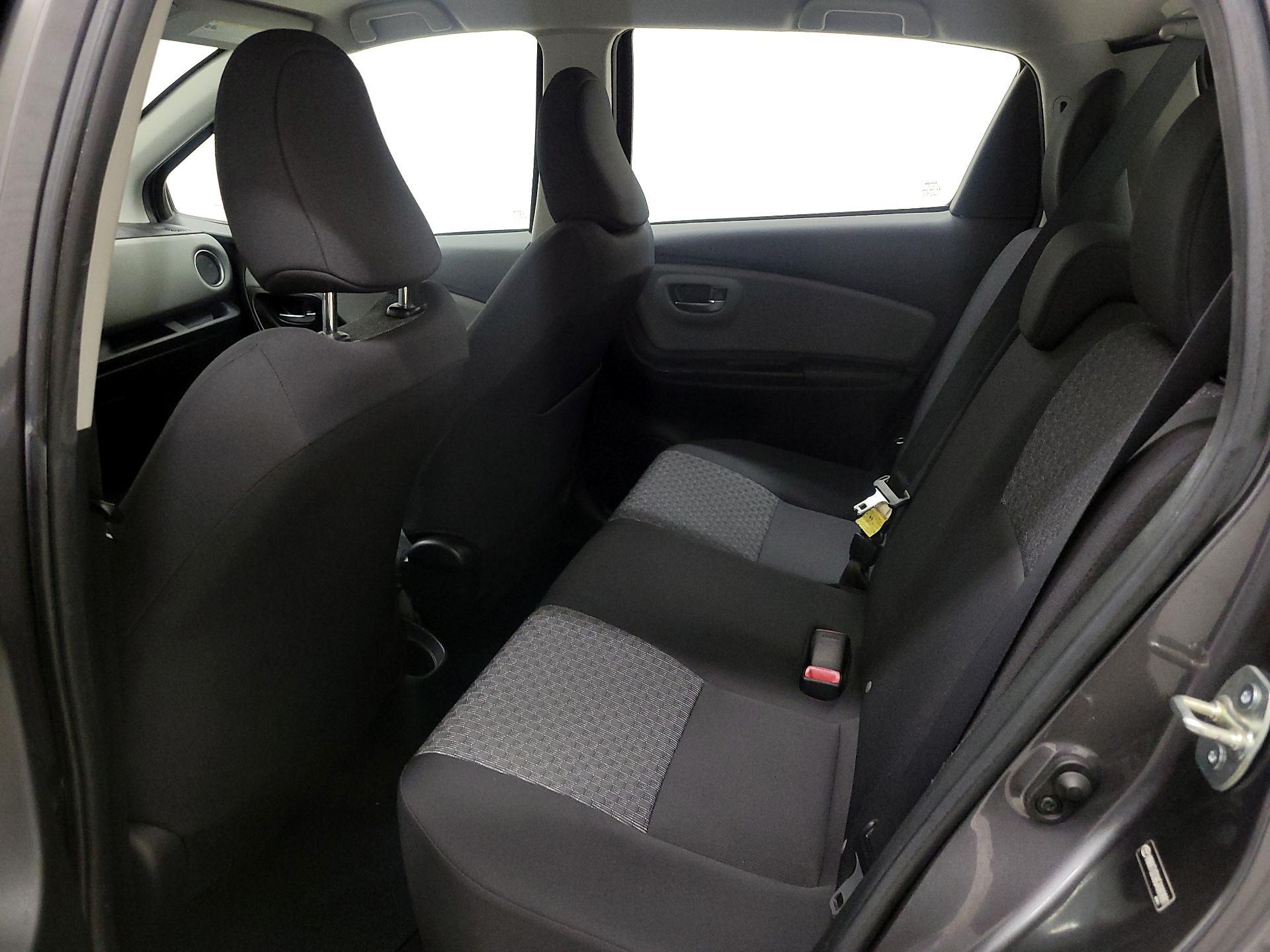 Thumbnail: 2016 Toyota Yaris - 19