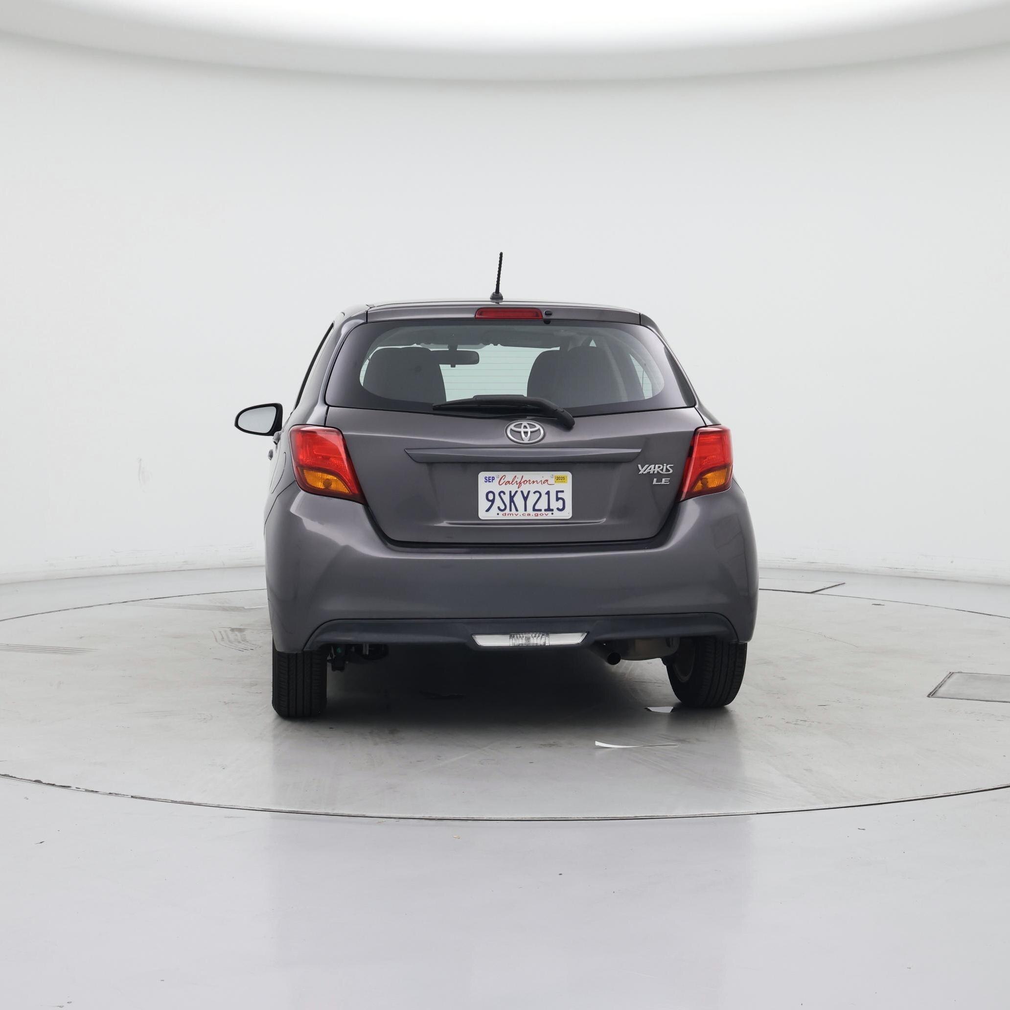 Thumbnail: 2016 Toyota Yaris - 6