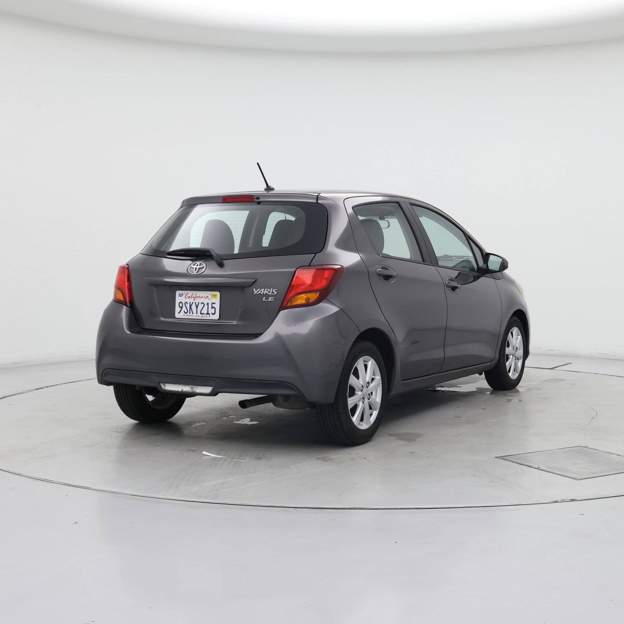 Thumbnail: 2016 Toyota Yaris - 8