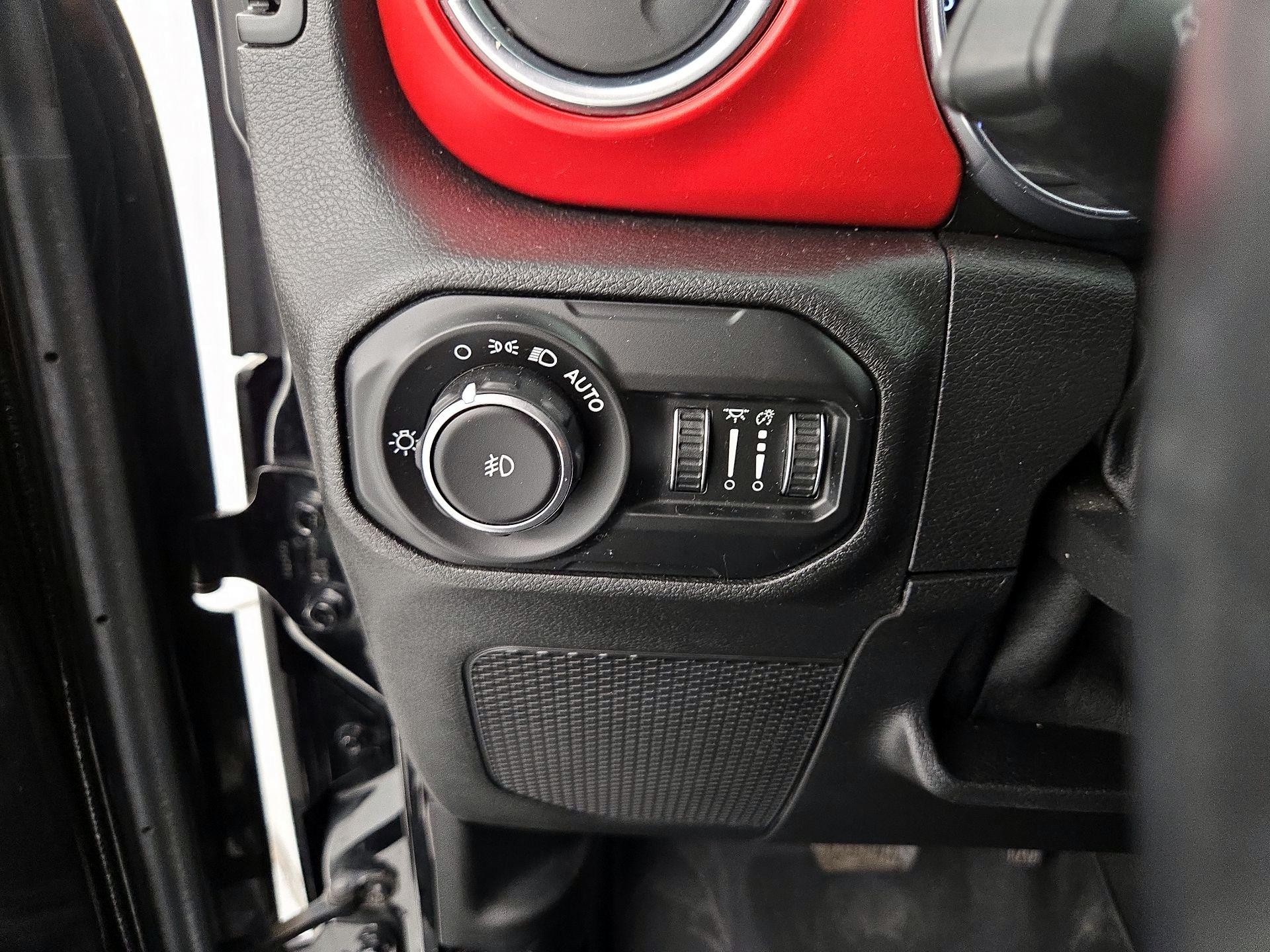Thumbnail: 2021 Jeep Wrangler - 13