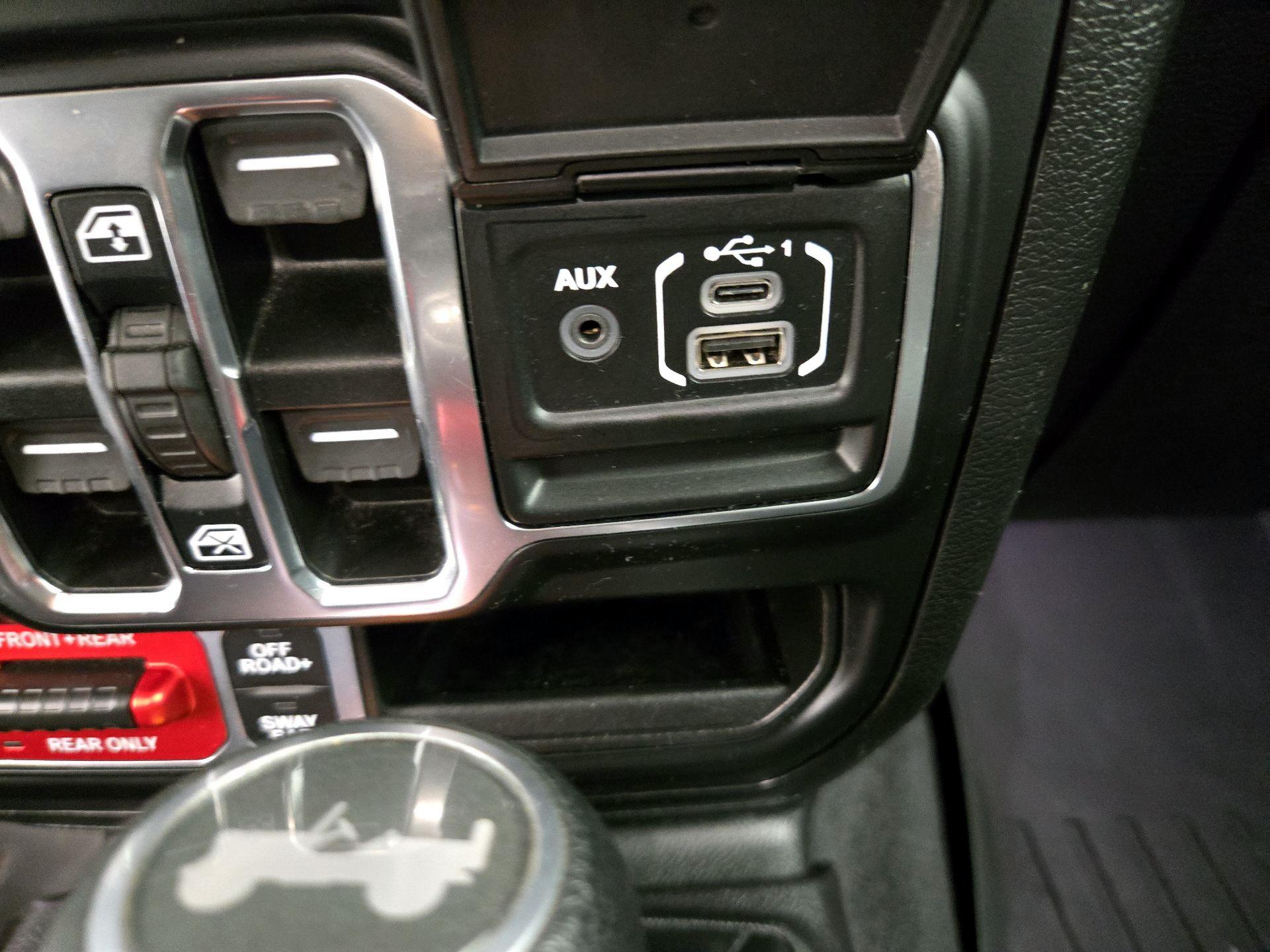 Thumbnail: 2021 Jeep Wrangler - 19