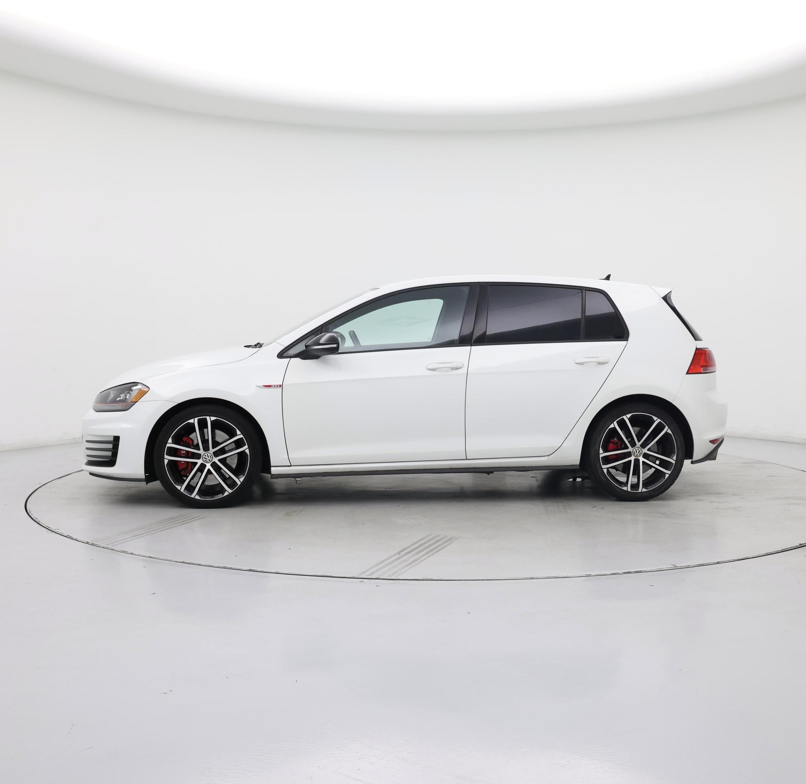 Thumbnail: 2017 Volkswagen Golf - 3