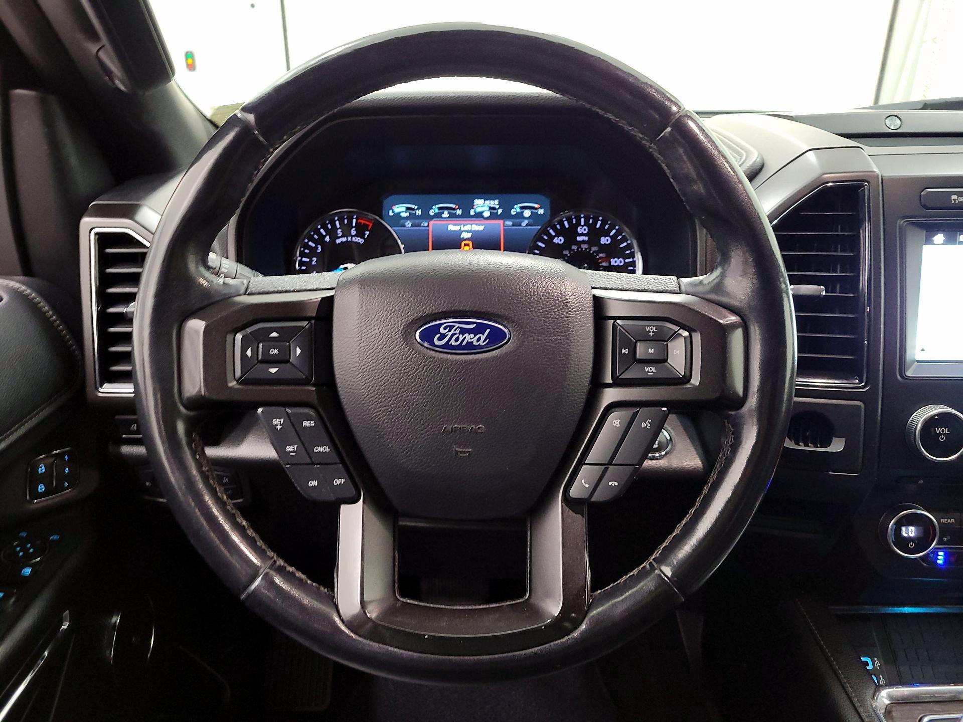 Thumbnail: 2018 Ford Expedition - 10