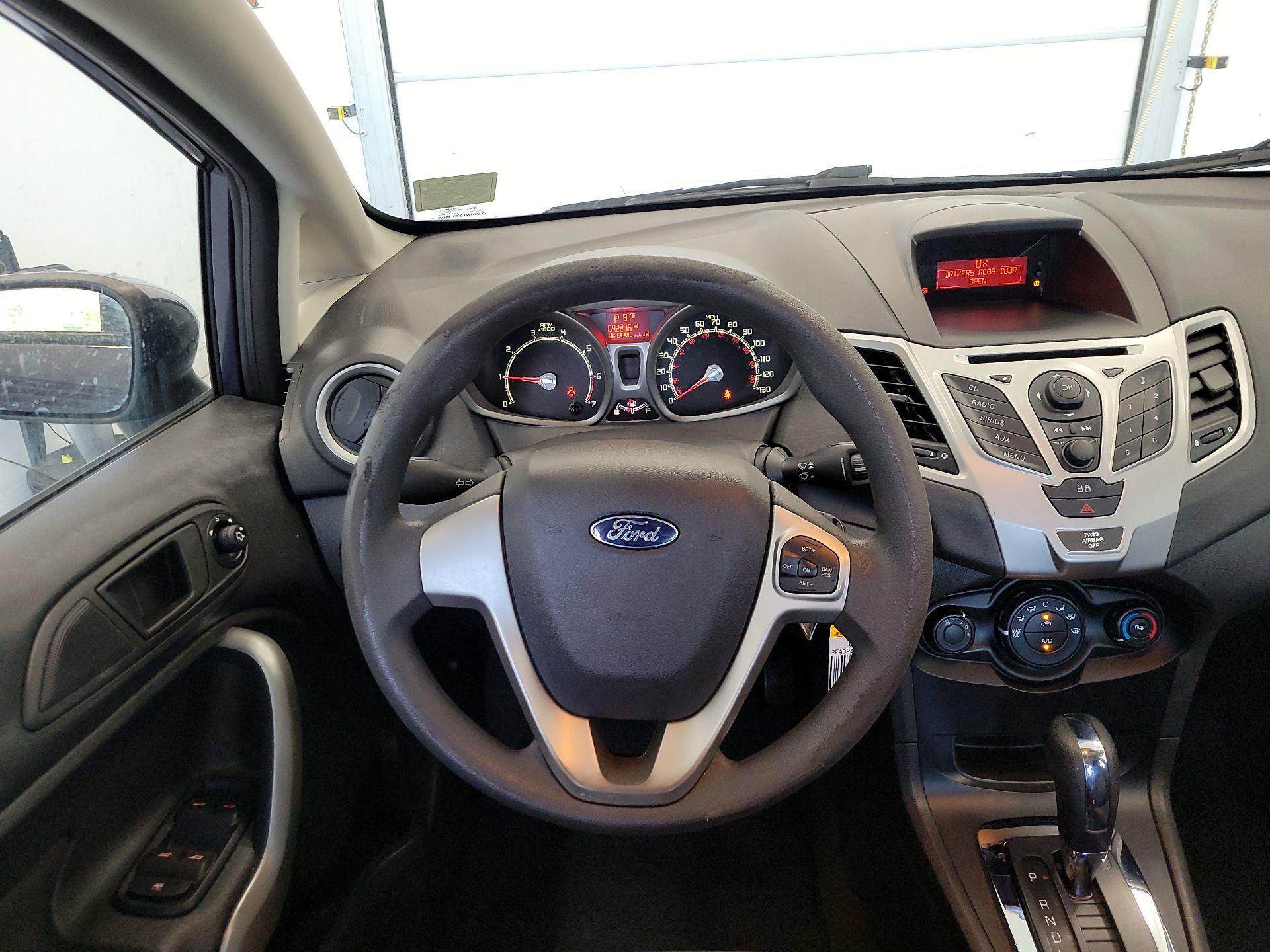 Thumbnail: 2013 Ford Fiesta - 10