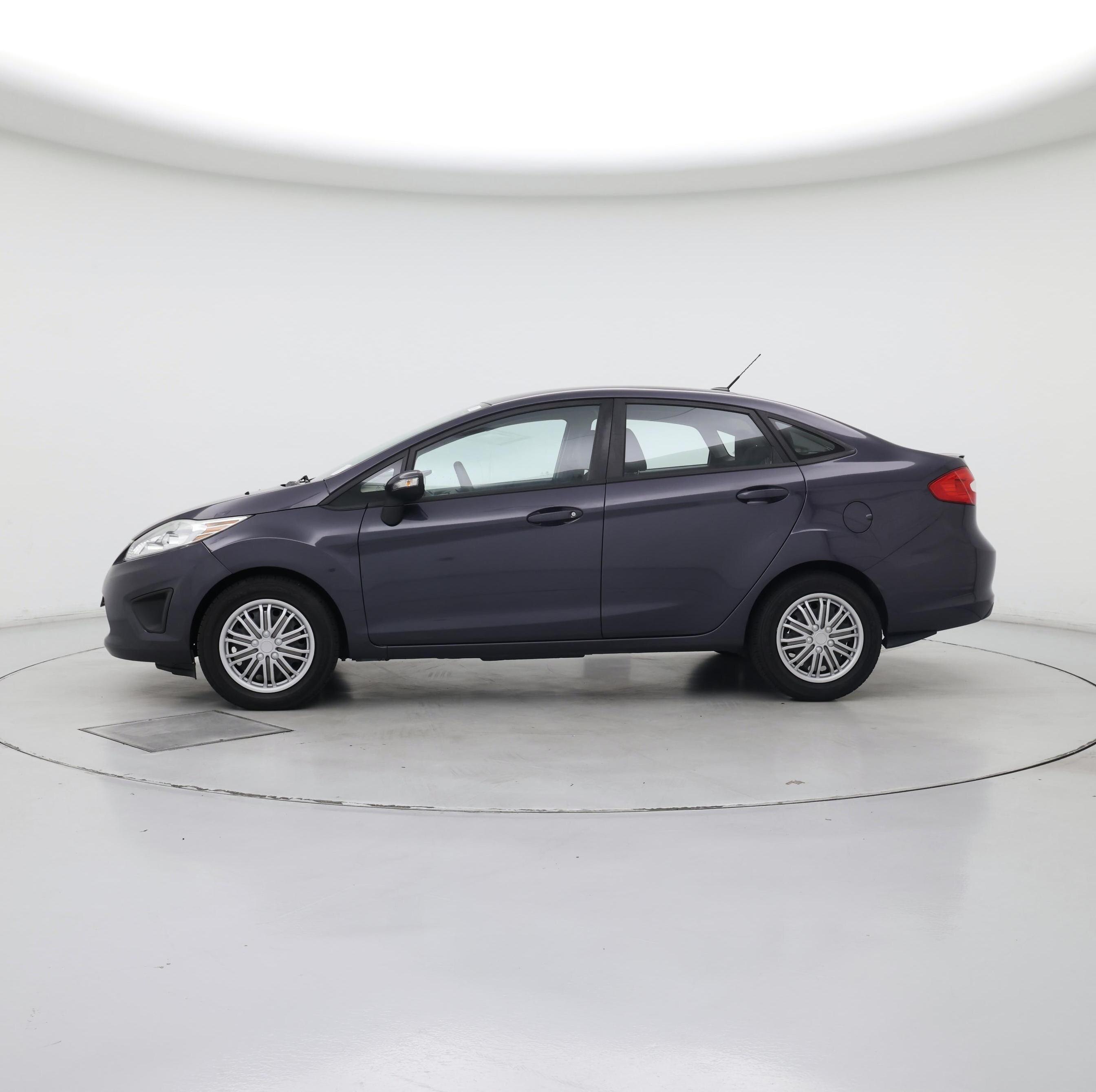 Thumbnail: 2013 Ford Fiesta - 3