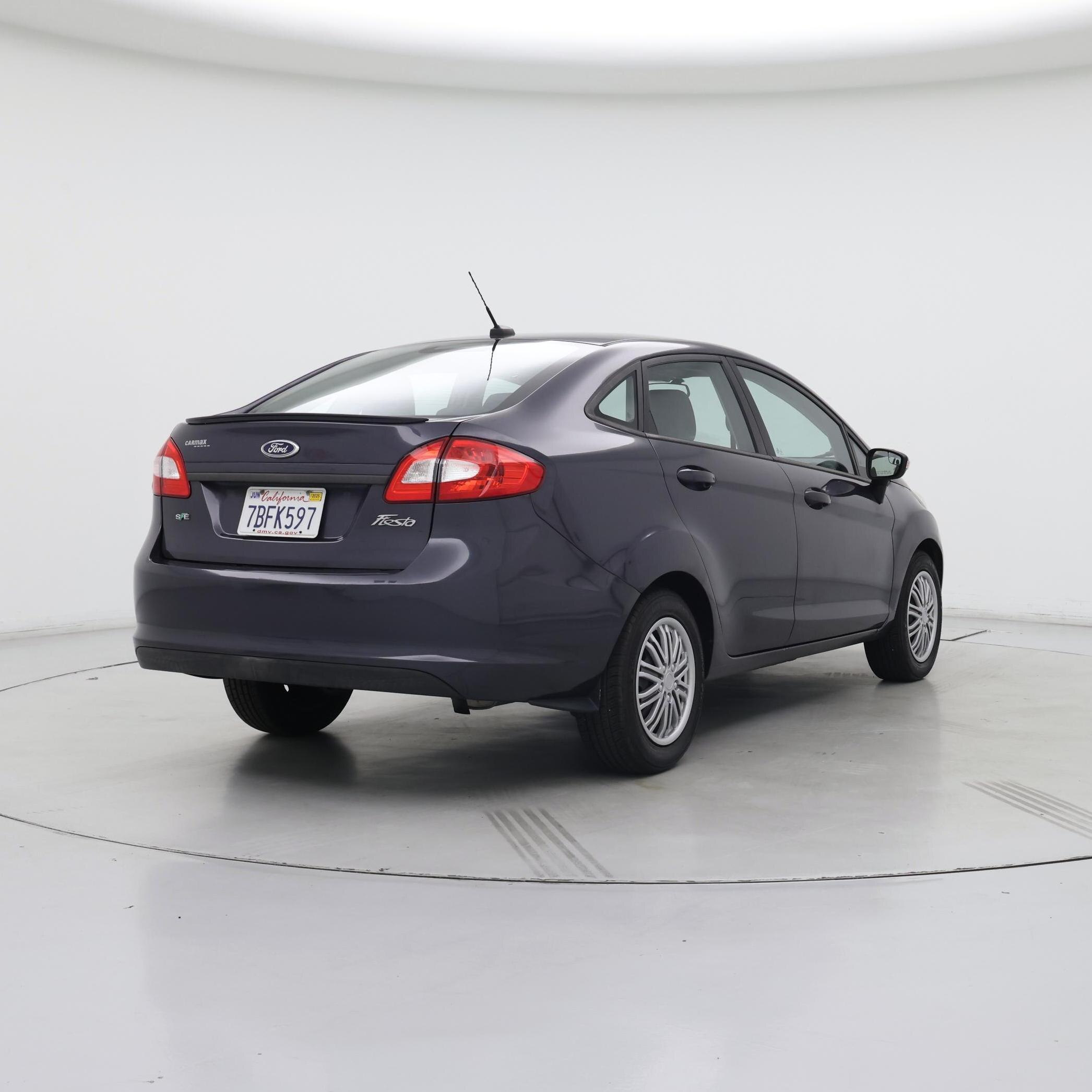 Thumbnail: 2013 Ford Fiesta - 8