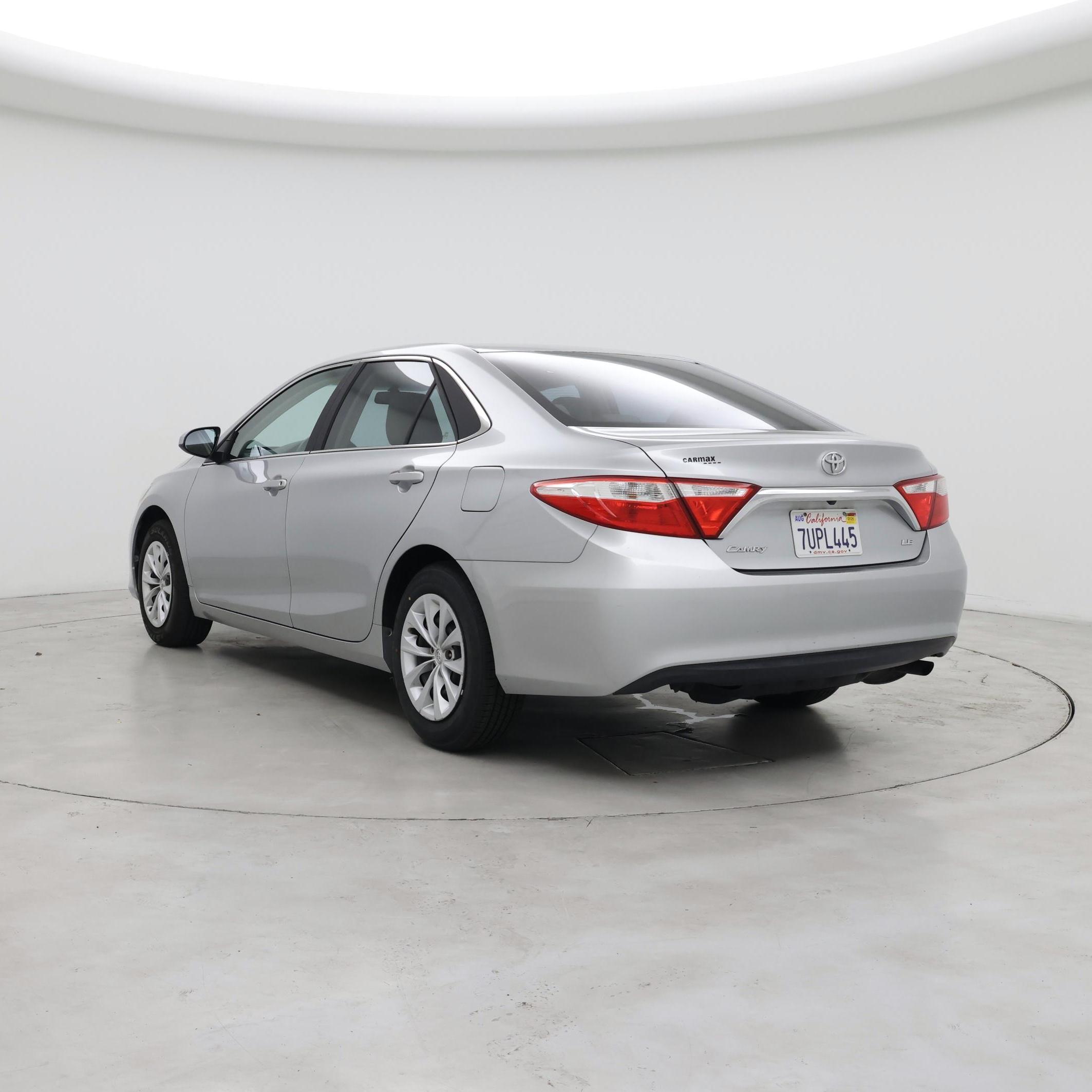 Thumbnail: 2016 Toyota Camry - 2