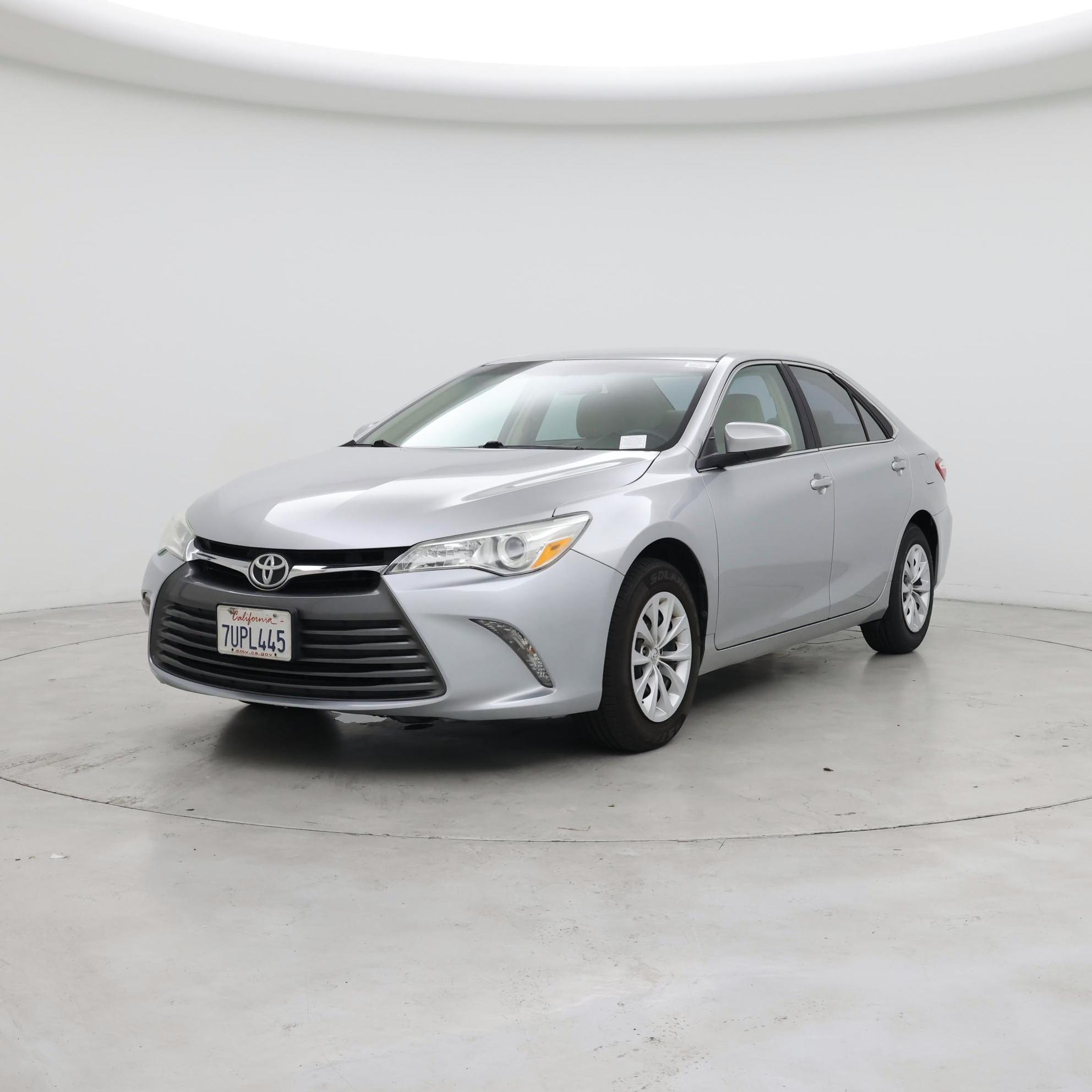 Thumbnail: 2016 Toyota Camry - 4