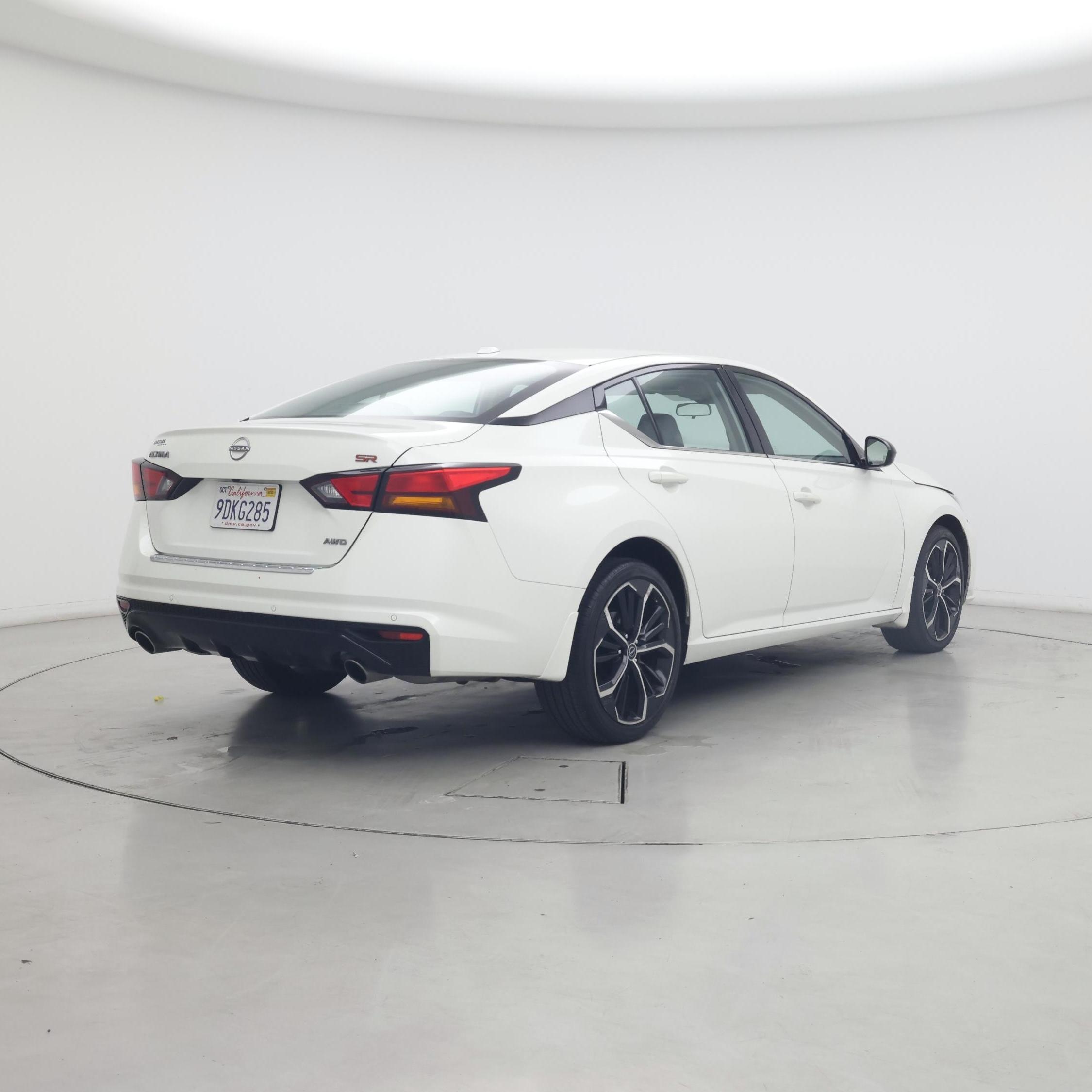 Thumbnail: 2023 Nissan Altima - 8