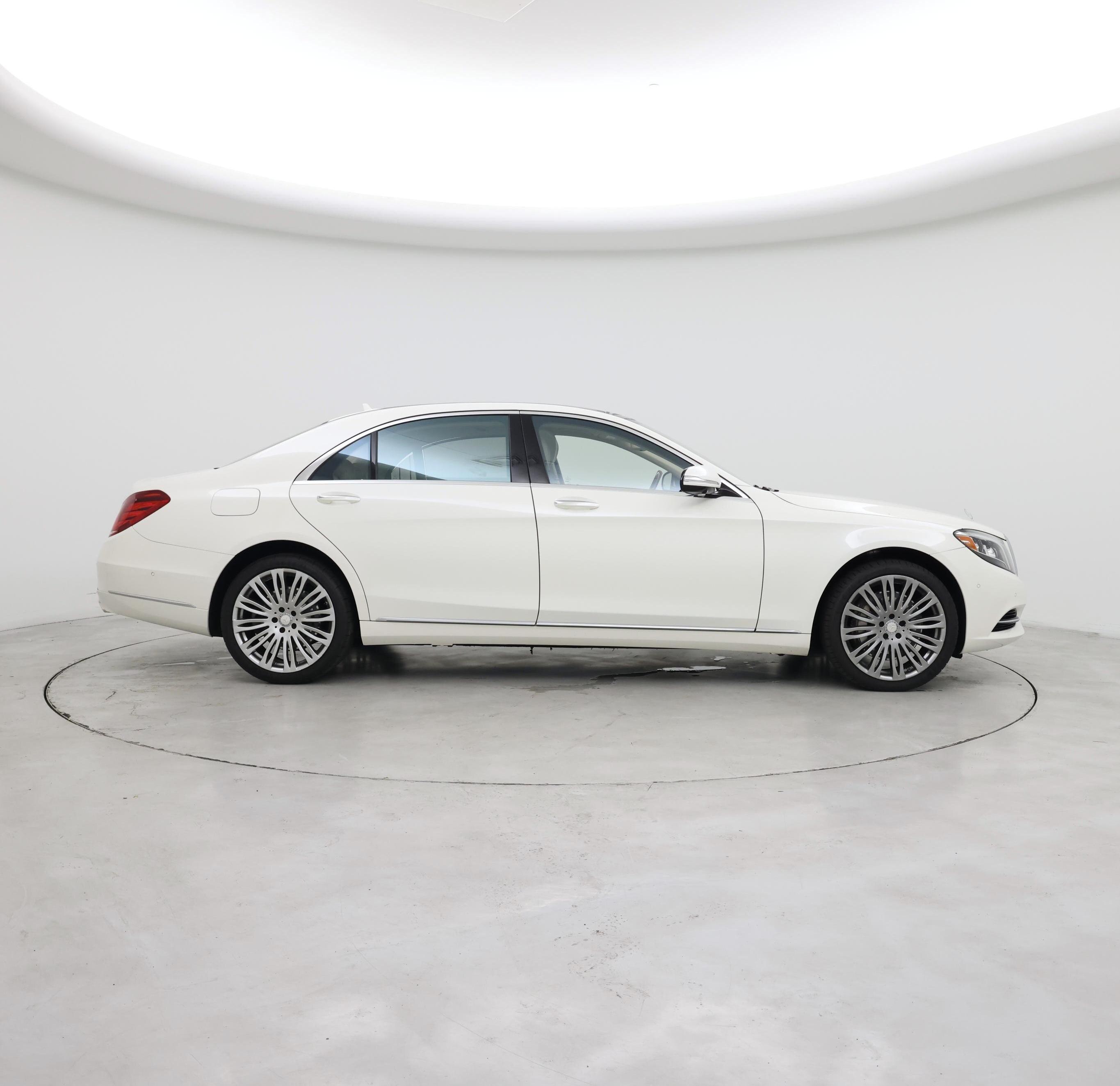 Thumbnail: 2016 Mercedes-Benz S-Class - 7