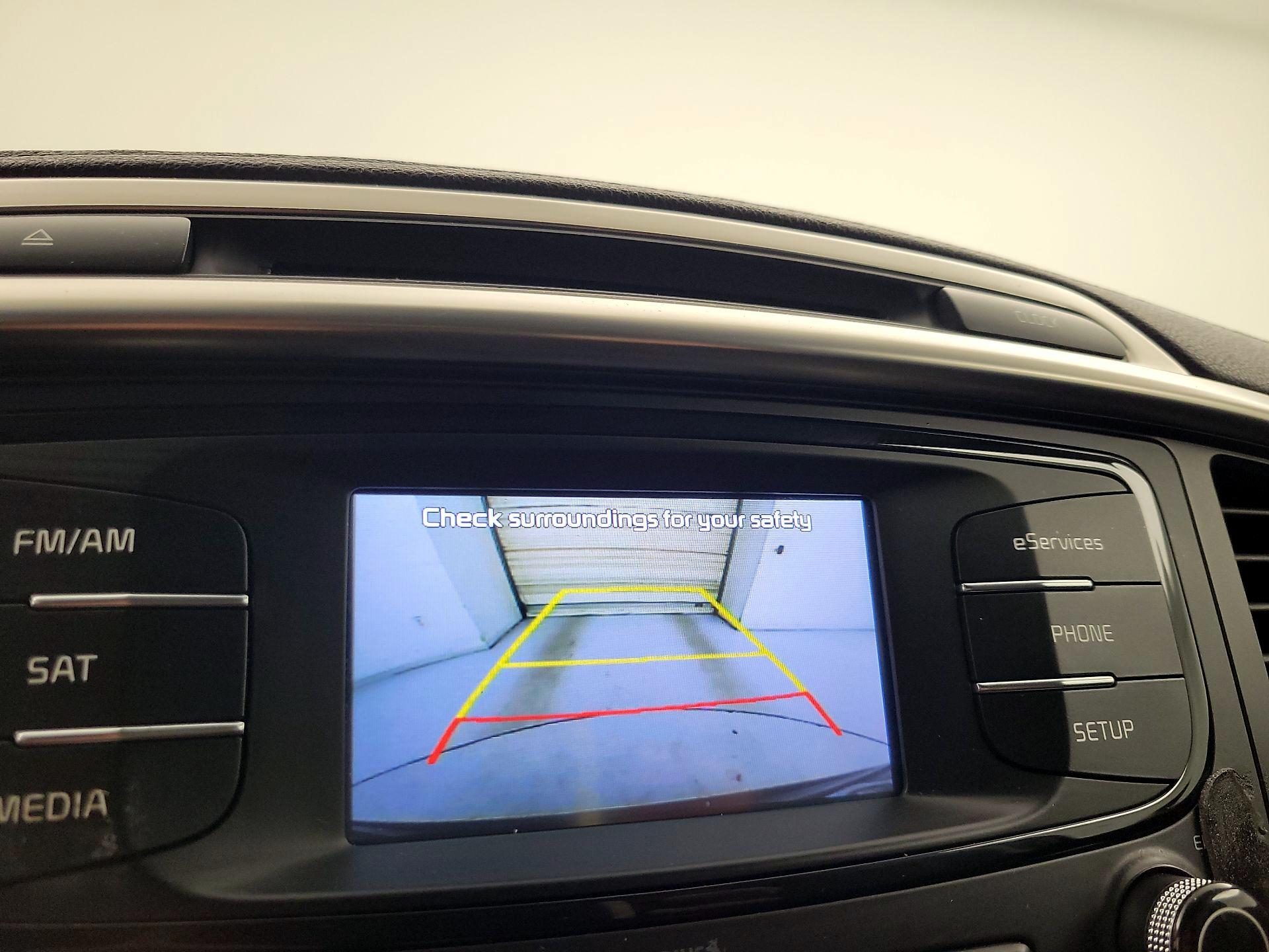 Thumbnail: 2016 Kia Sorento - 14