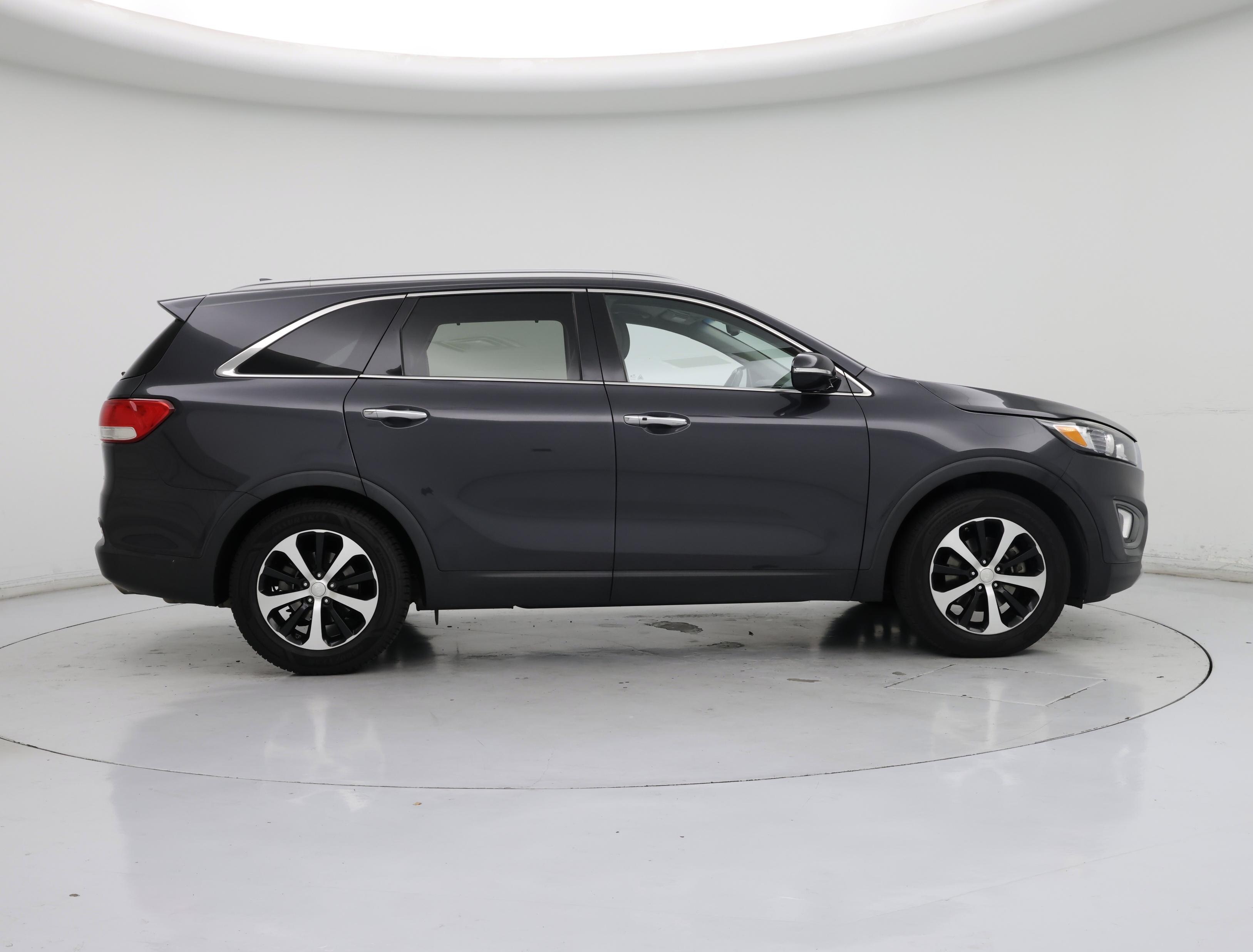 Thumbnail: 2016 Kia Sorento - 7