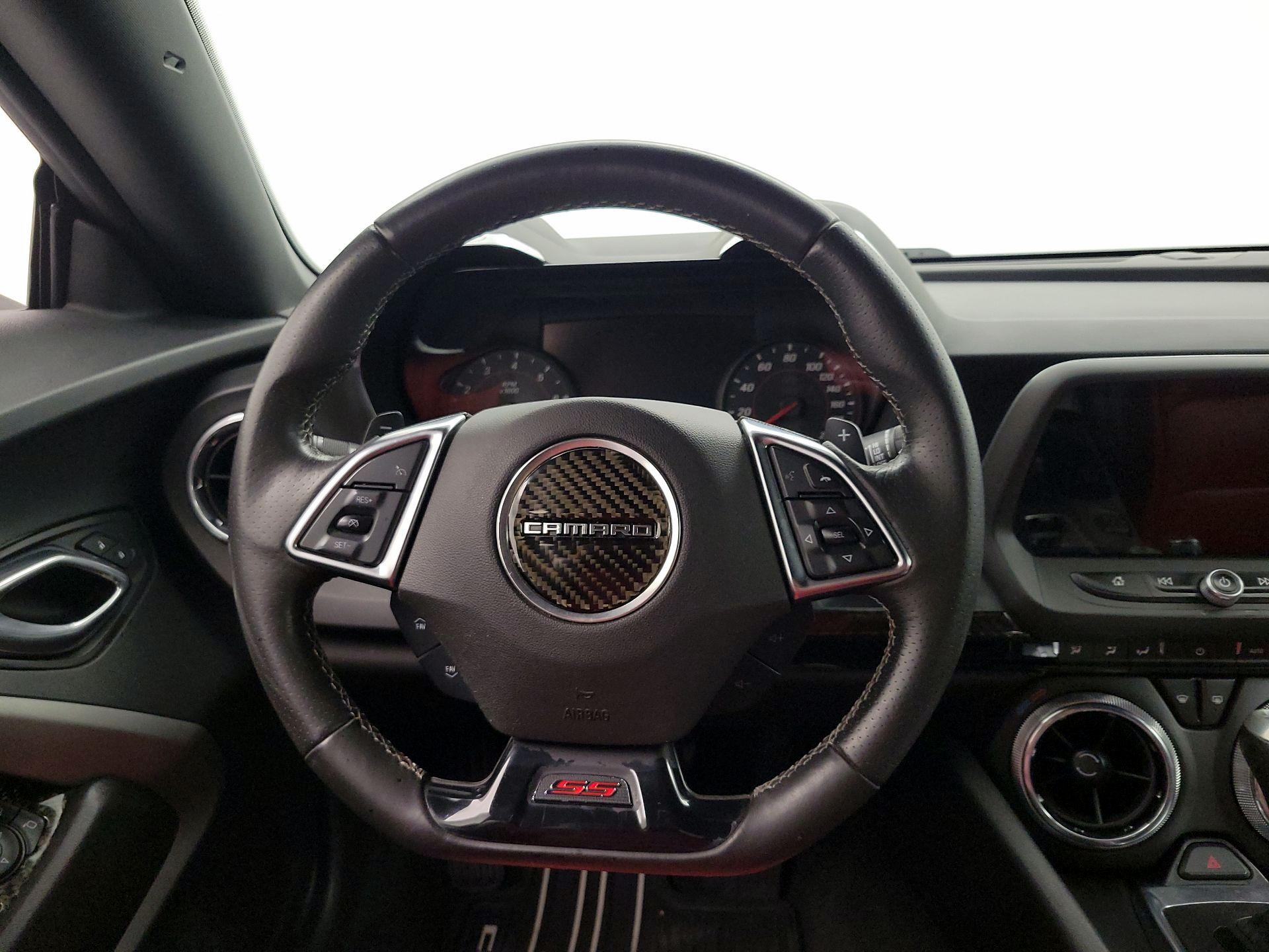 Thumbnail: 2018 Chevrolet Camaro - 10