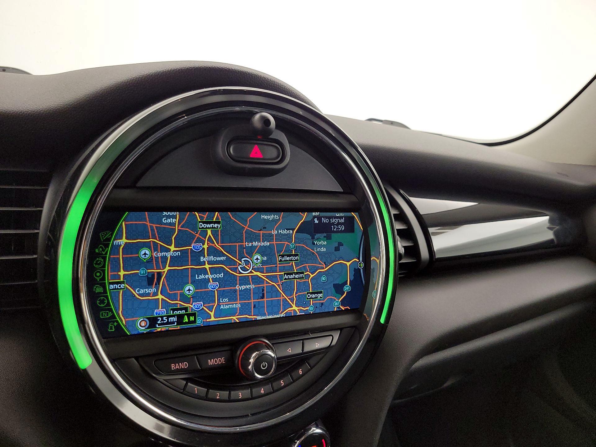Thumbnail: 2015 MINI Cooper Hardtop - 14