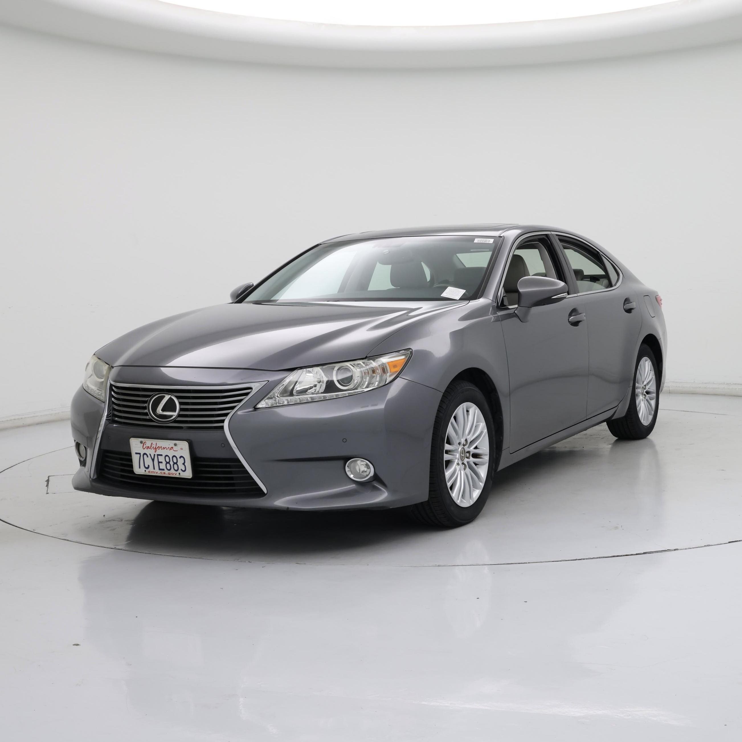 Thumbnail: 2014 Lexus ES - 4