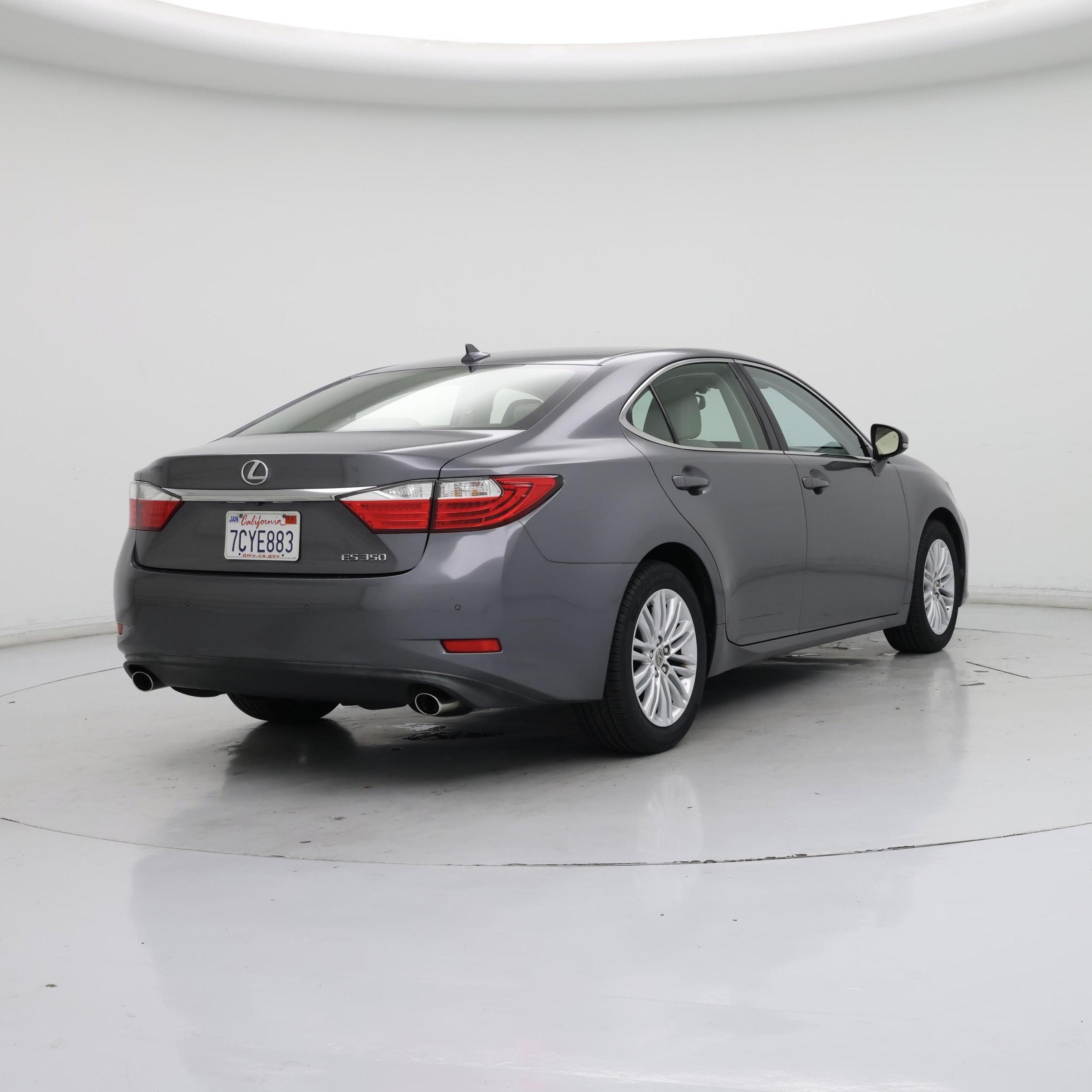 Thumbnail: 2014 Lexus ES - 8