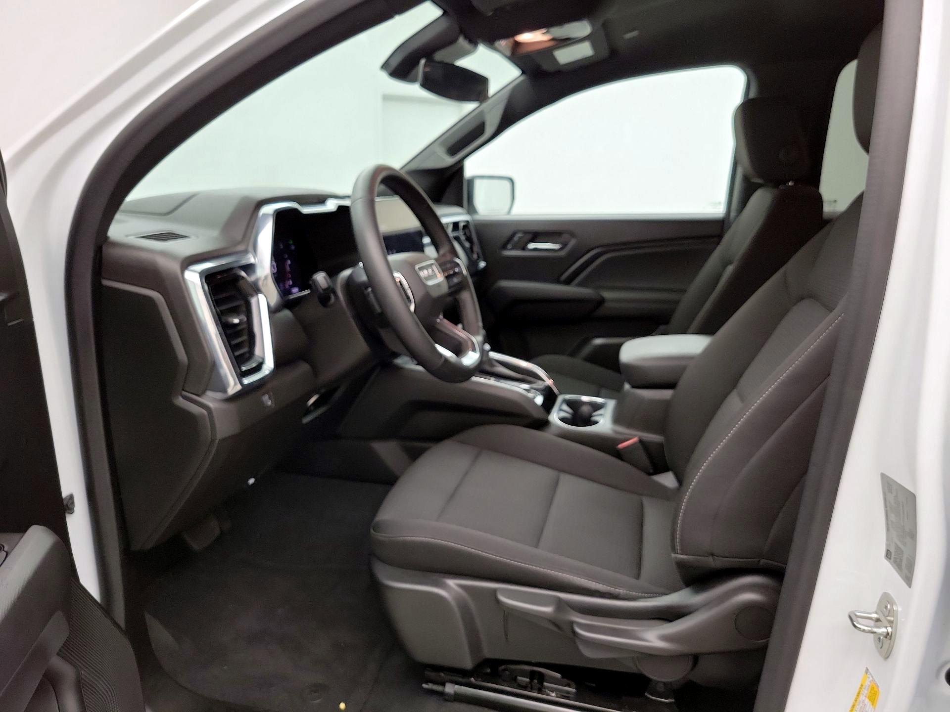 Thumbnail: 2023 GMC Canyon - 11