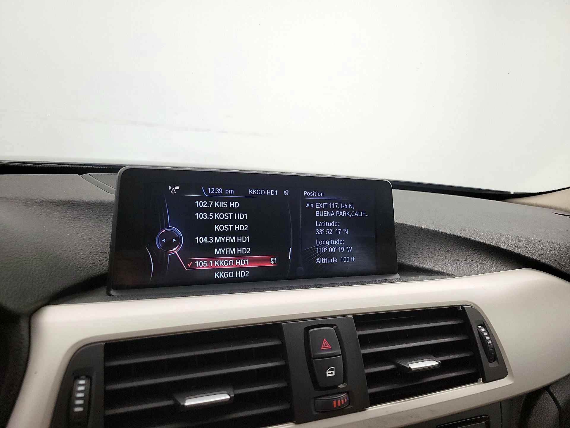 Thumbnail: 2015 BMW 3 Series - 16