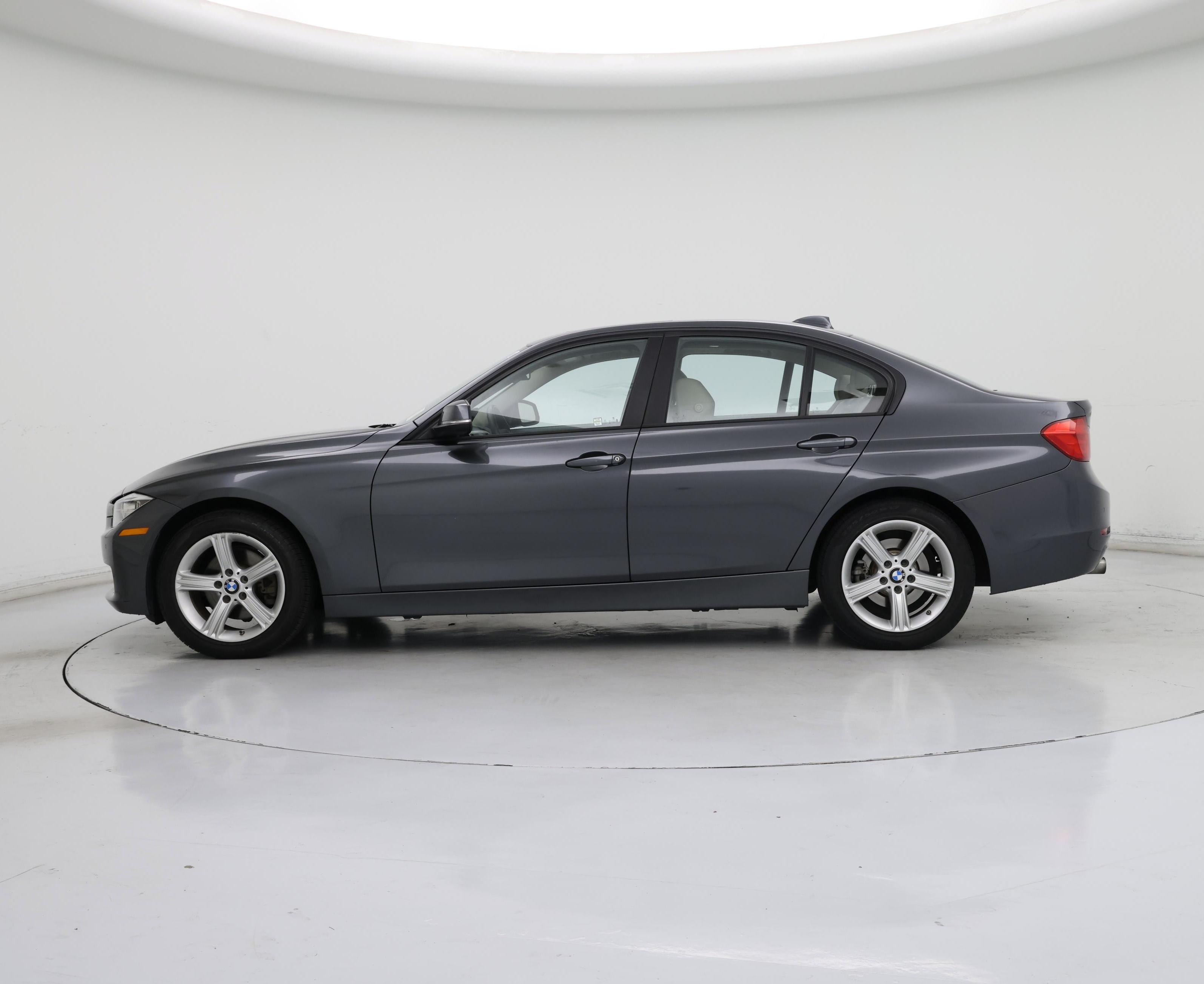 Thumbnail: 2015 BMW 3 Series - 3