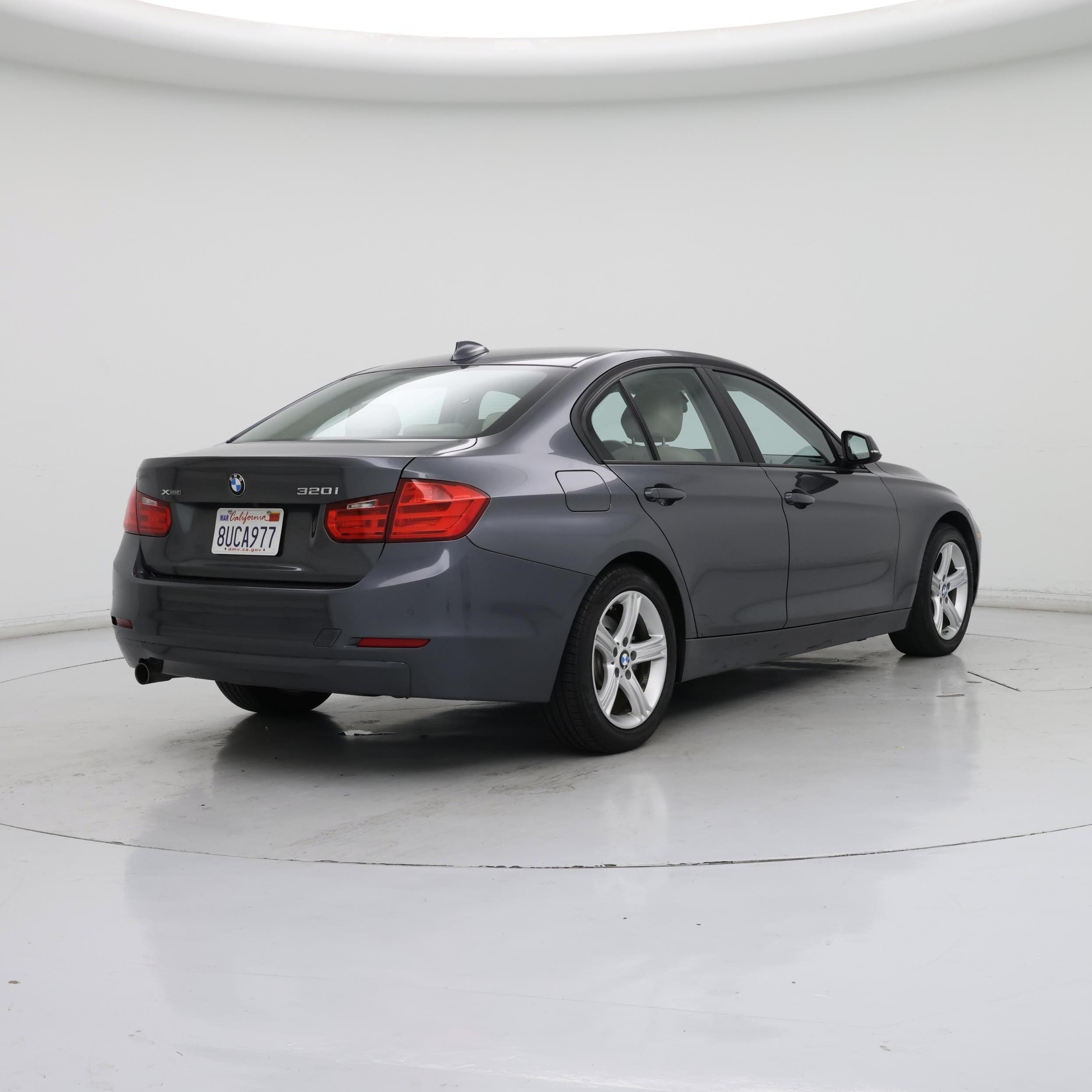 Thumbnail: 2015 BMW 3 Series - 8