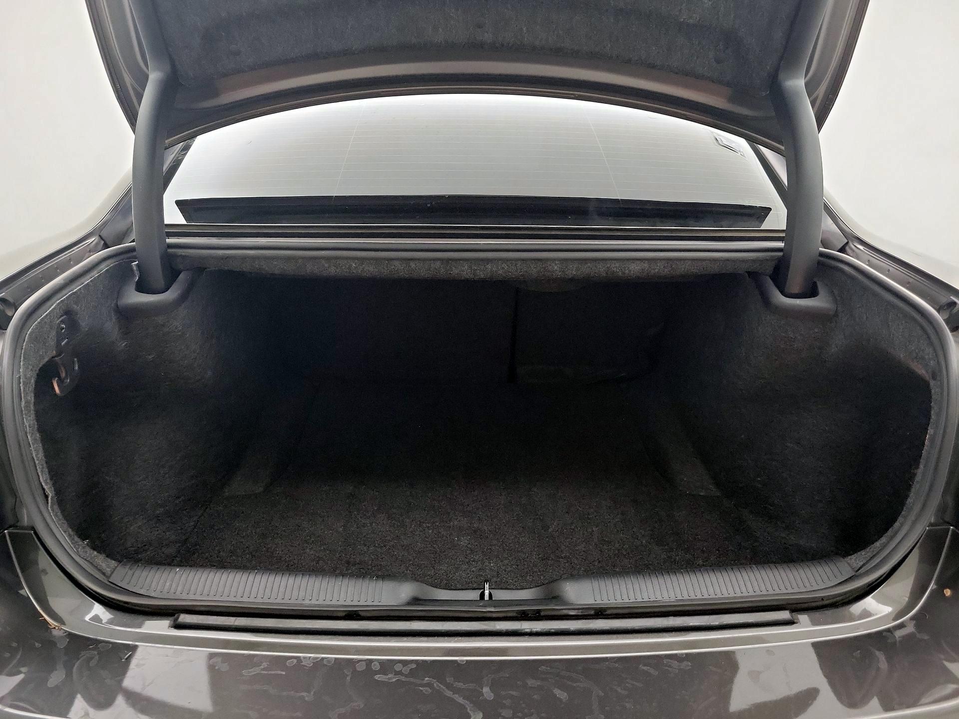 Thumbnail: 2020 Dodge Charger - 20
