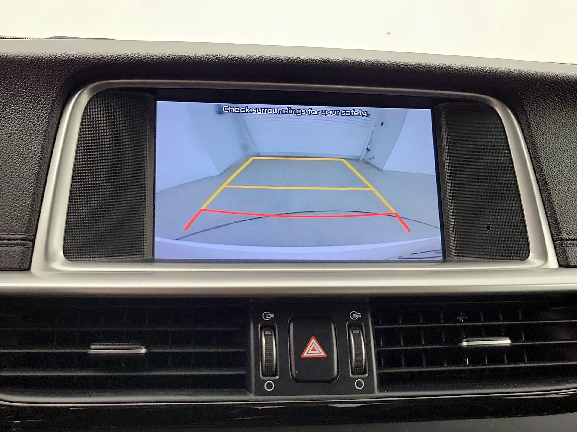 Thumbnail: 2019 Kia Optima - 14