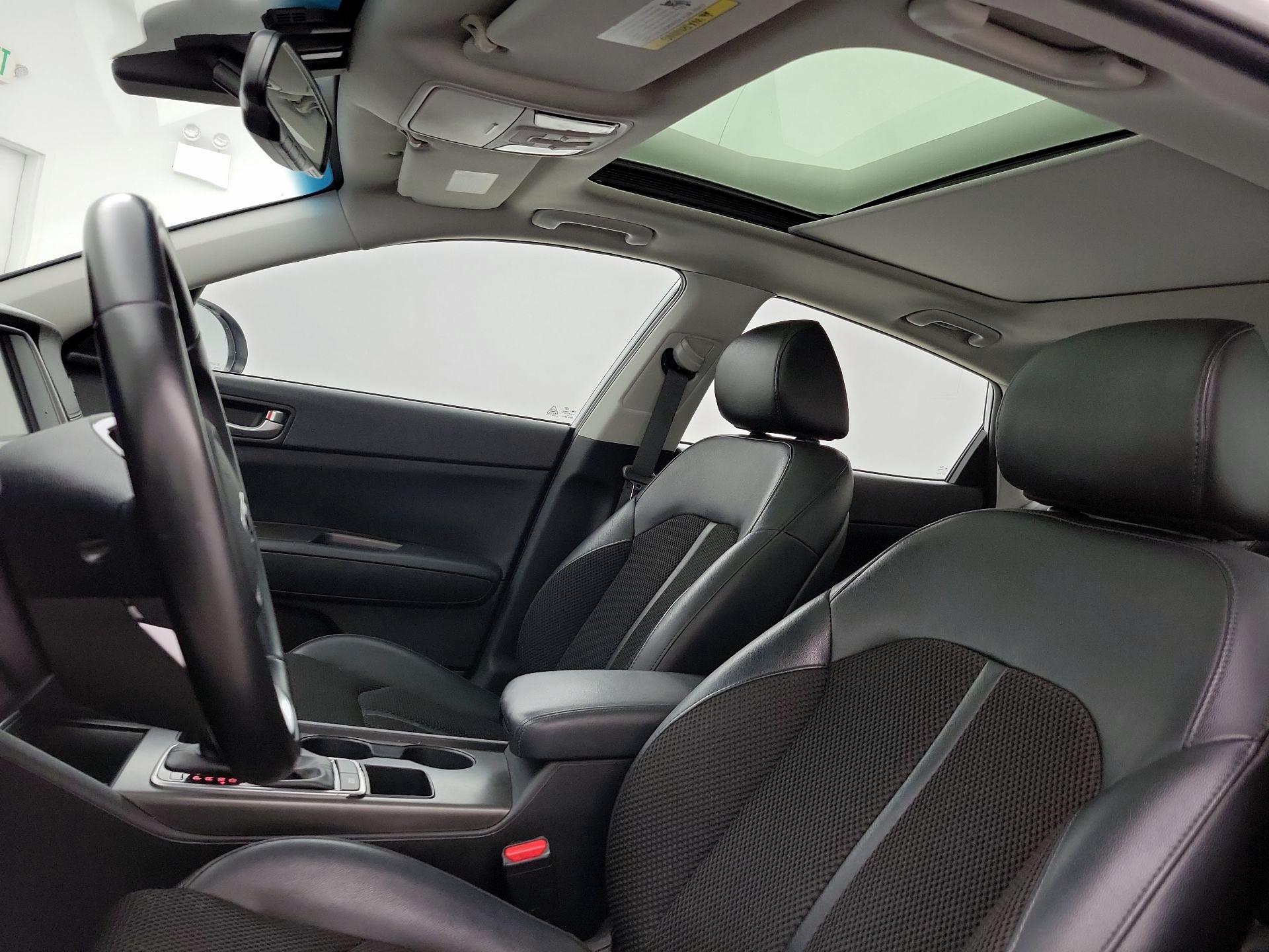 Thumbnail: 2019 Kia Optima - 19