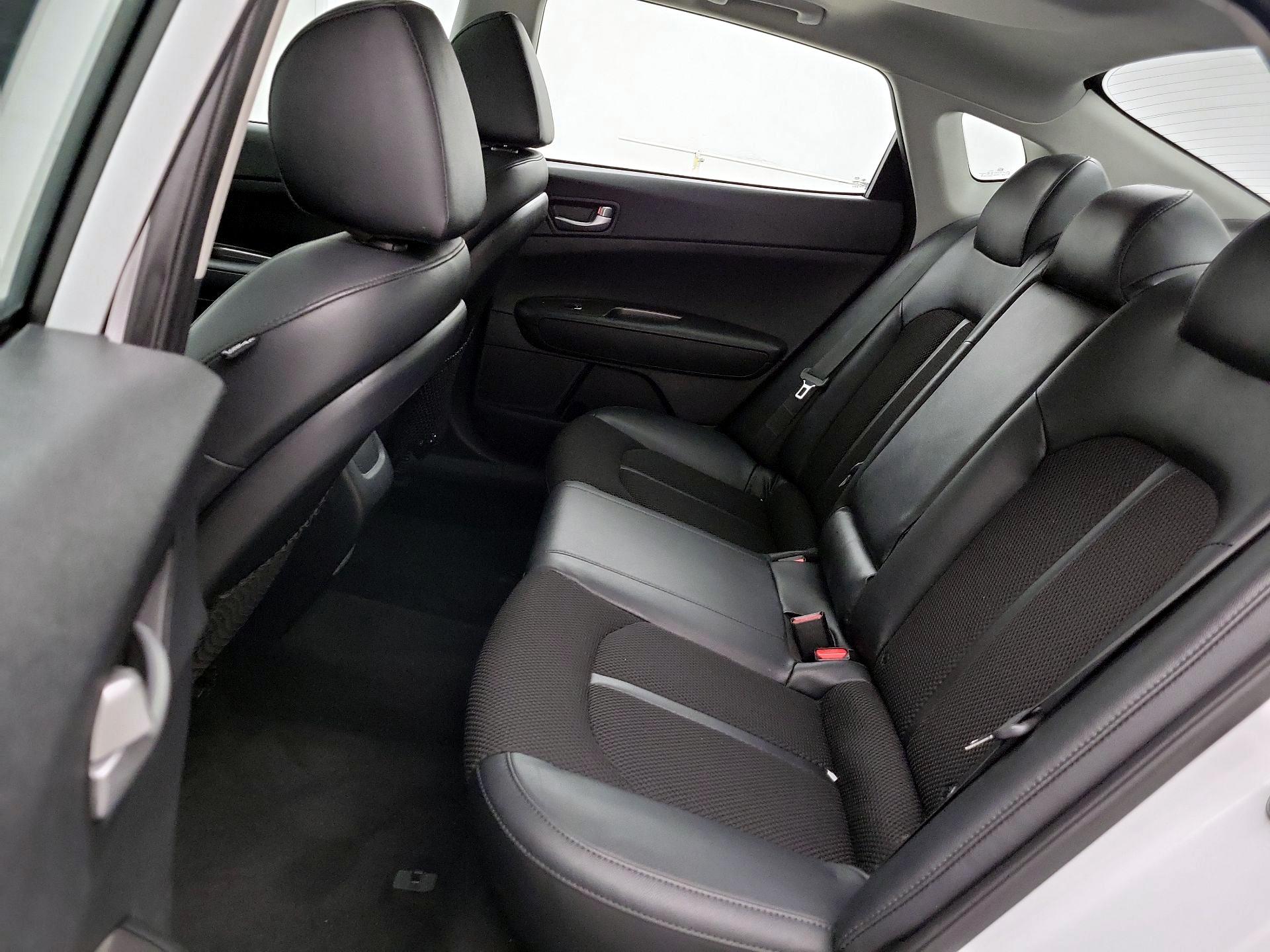 Thumbnail: 2019 Kia Optima - 20