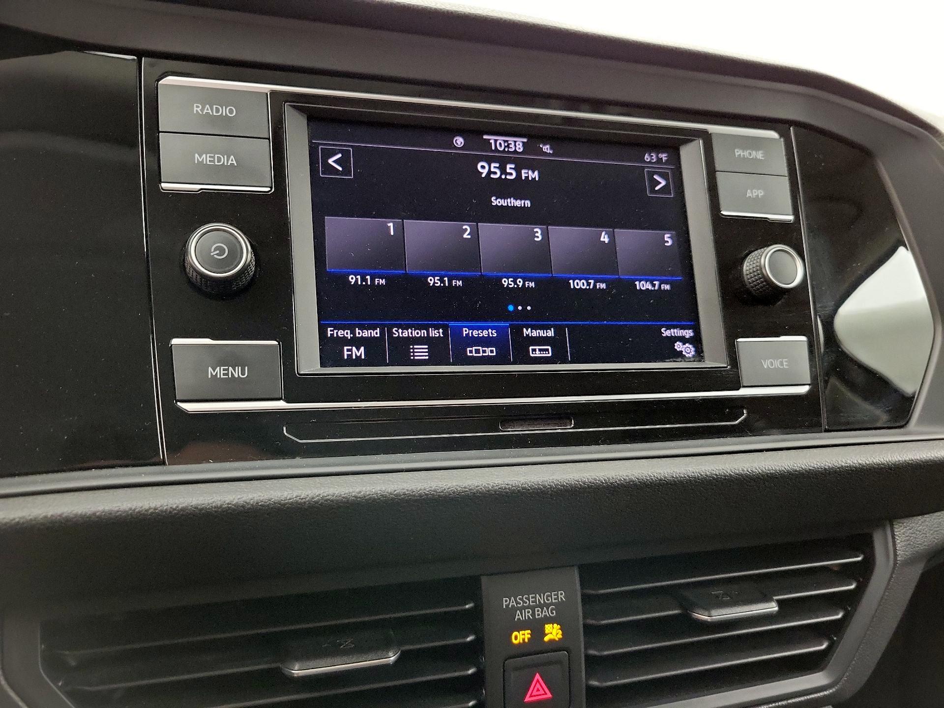 Thumbnail: 2021 Volkswagen Jetta - 15
