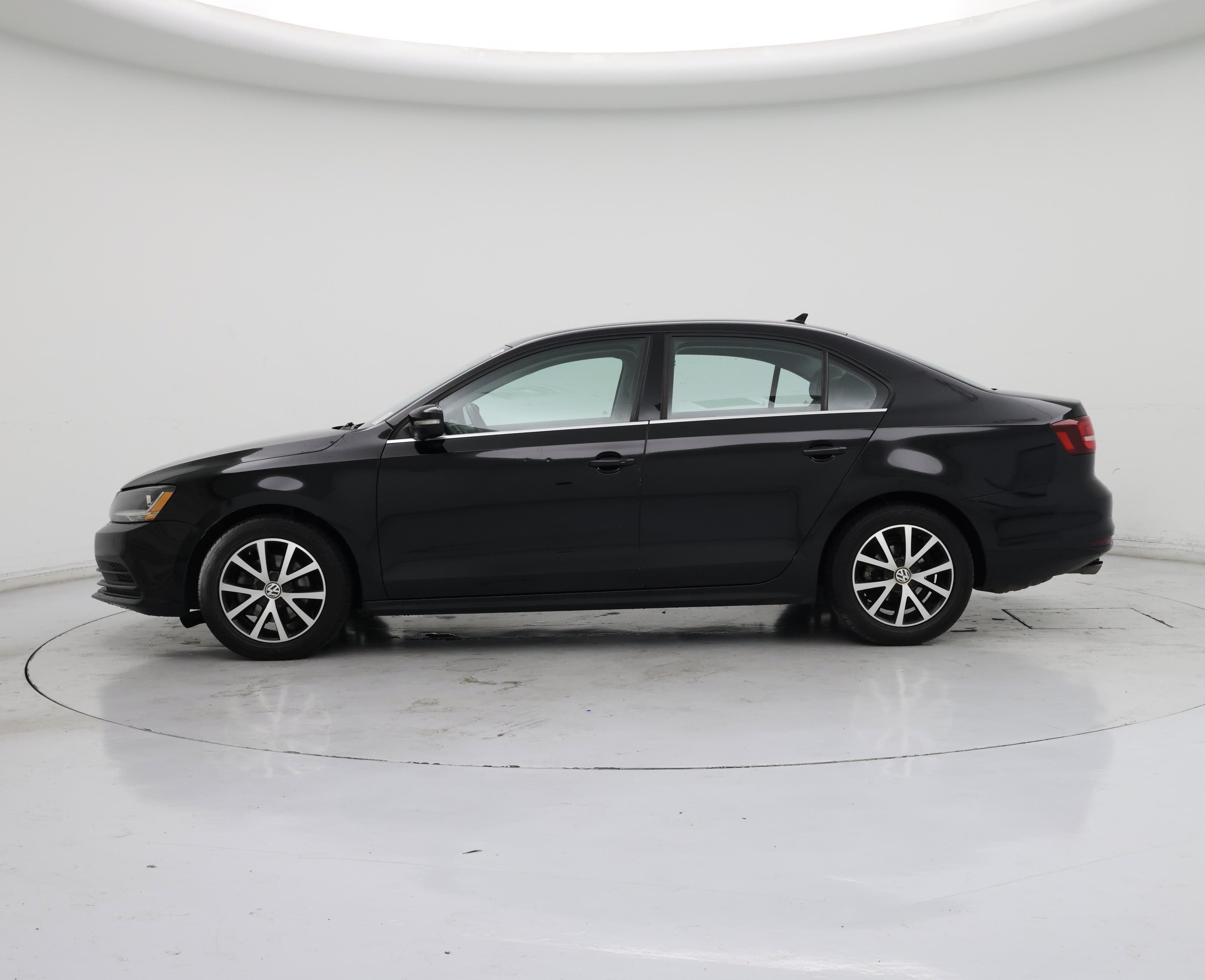 Thumbnail: 2017 Volkswagen Jetta - 3