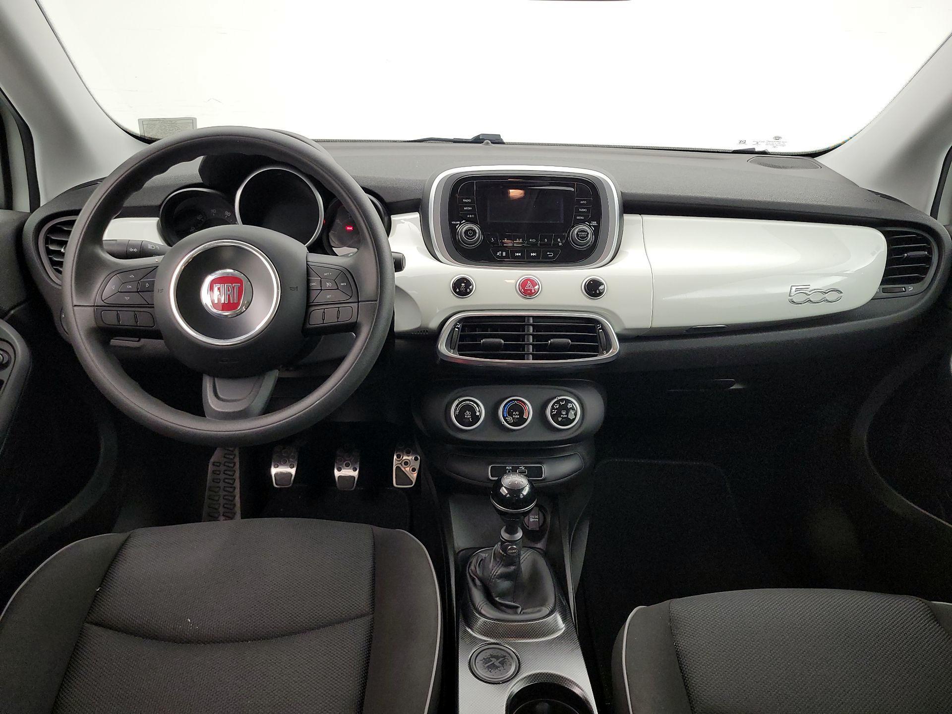 Thumbnail: 2016 Fiat 500X - 9