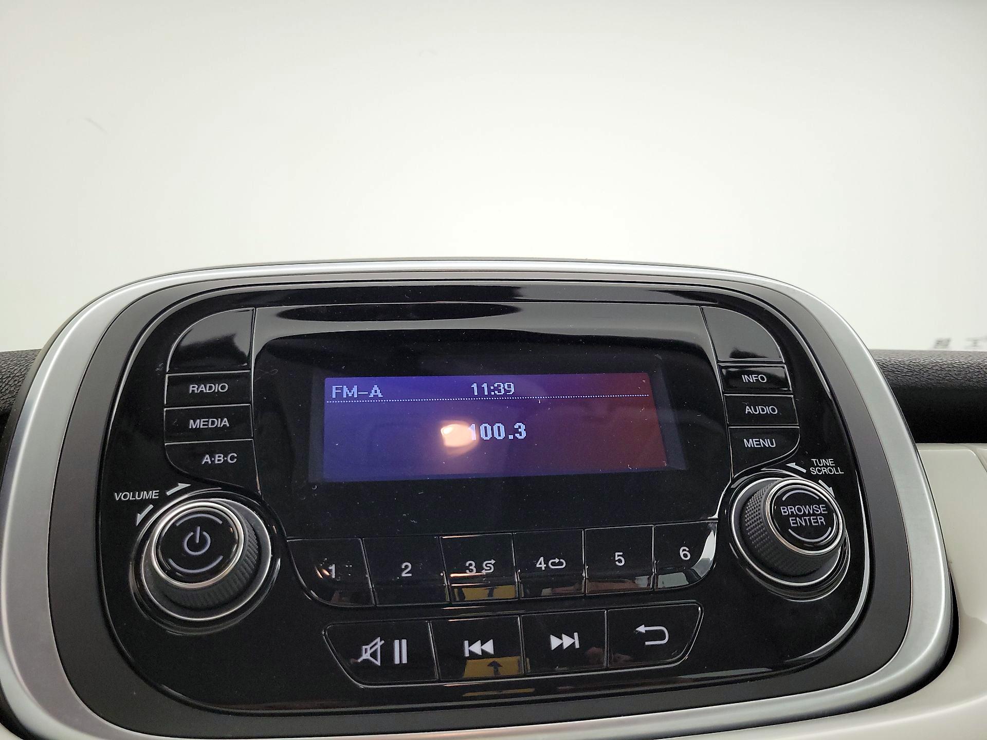 Thumbnail: 2016 Fiat 500X - 14
