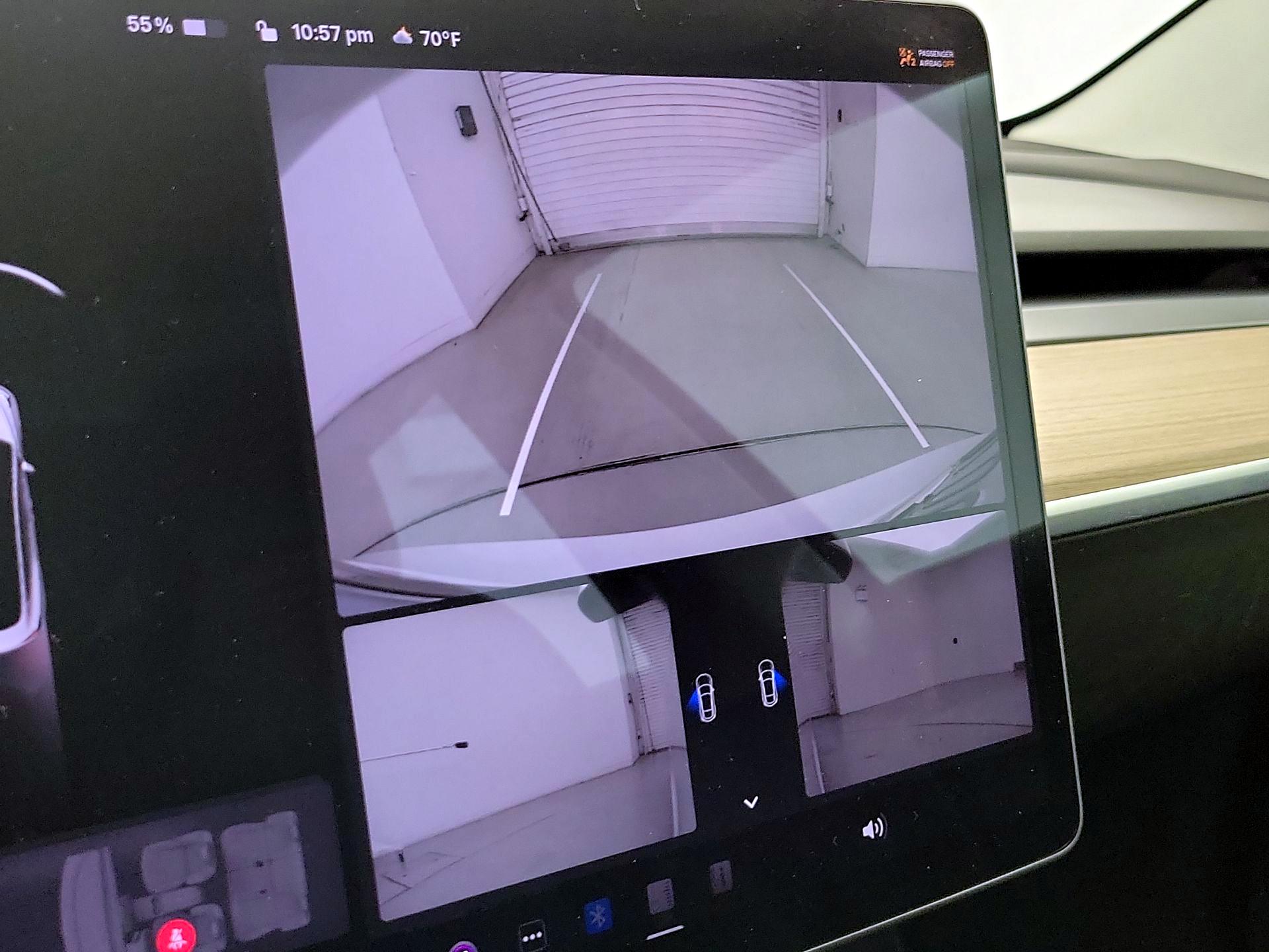 Thumbnail: 2022 Tesla Model 3 - 14
