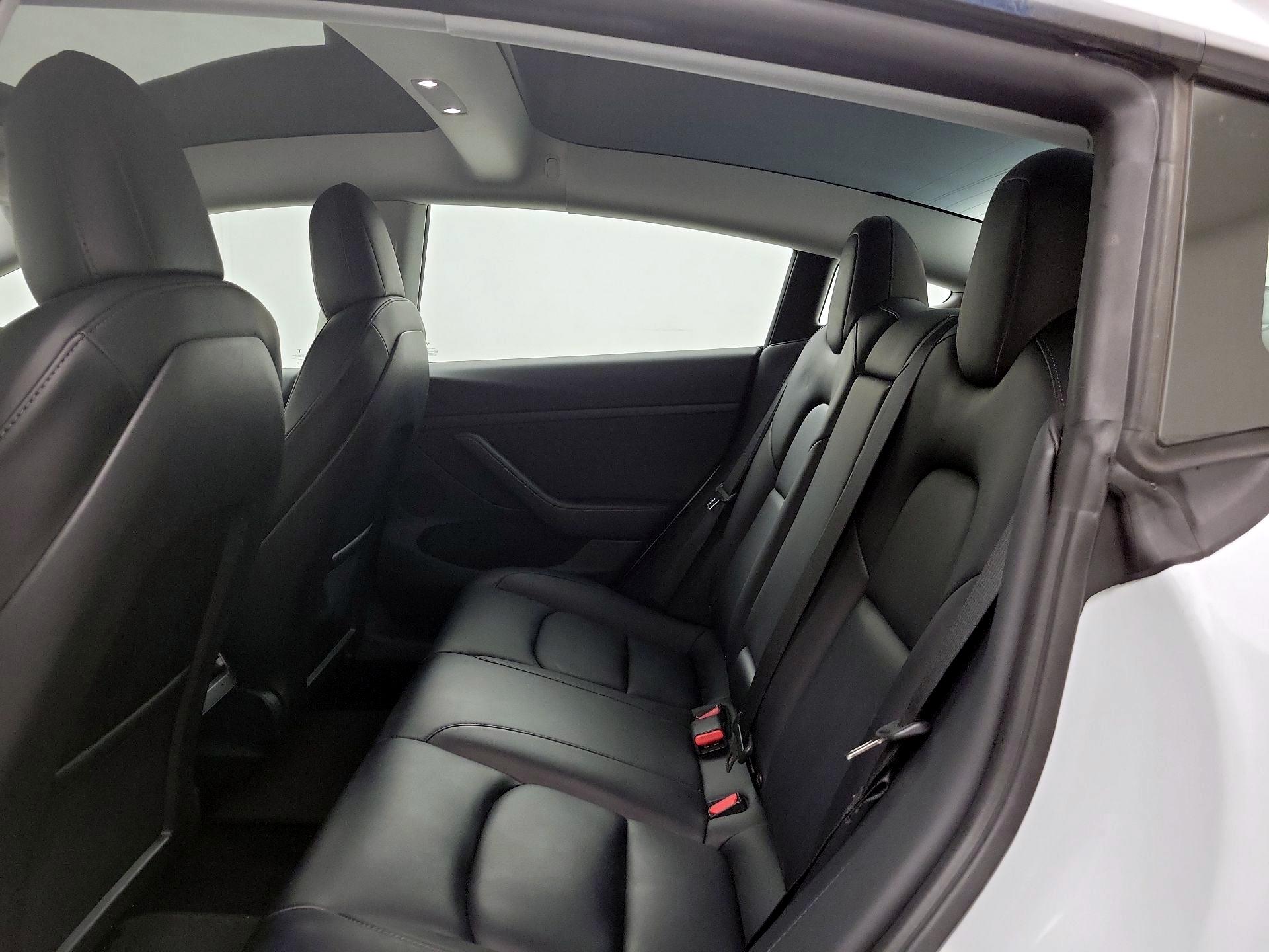 Thumbnail: 2022 Tesla Model 3 - 20