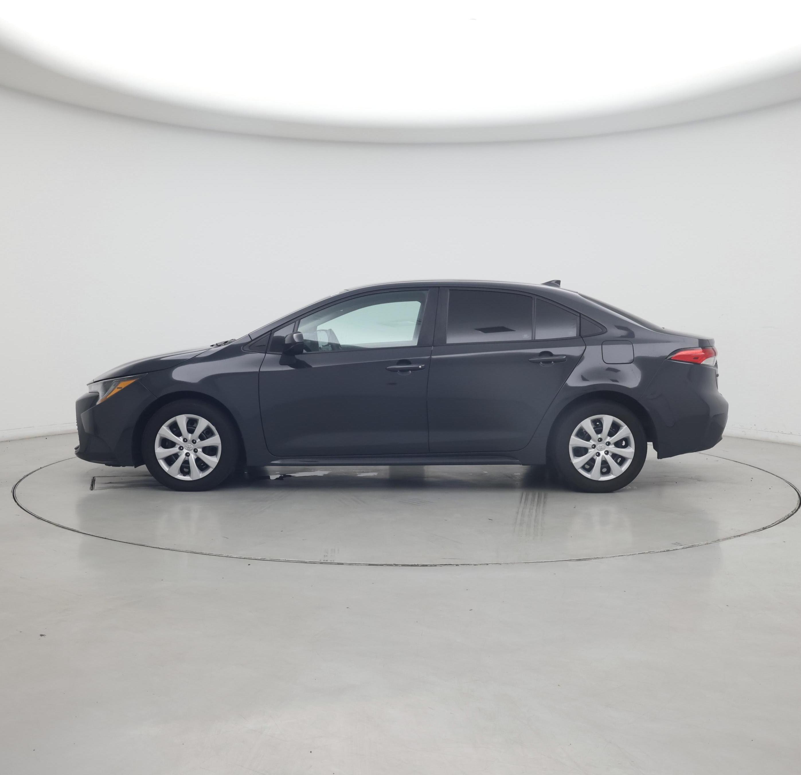 Thumbnail: 2023 Toyota Corolla - 3