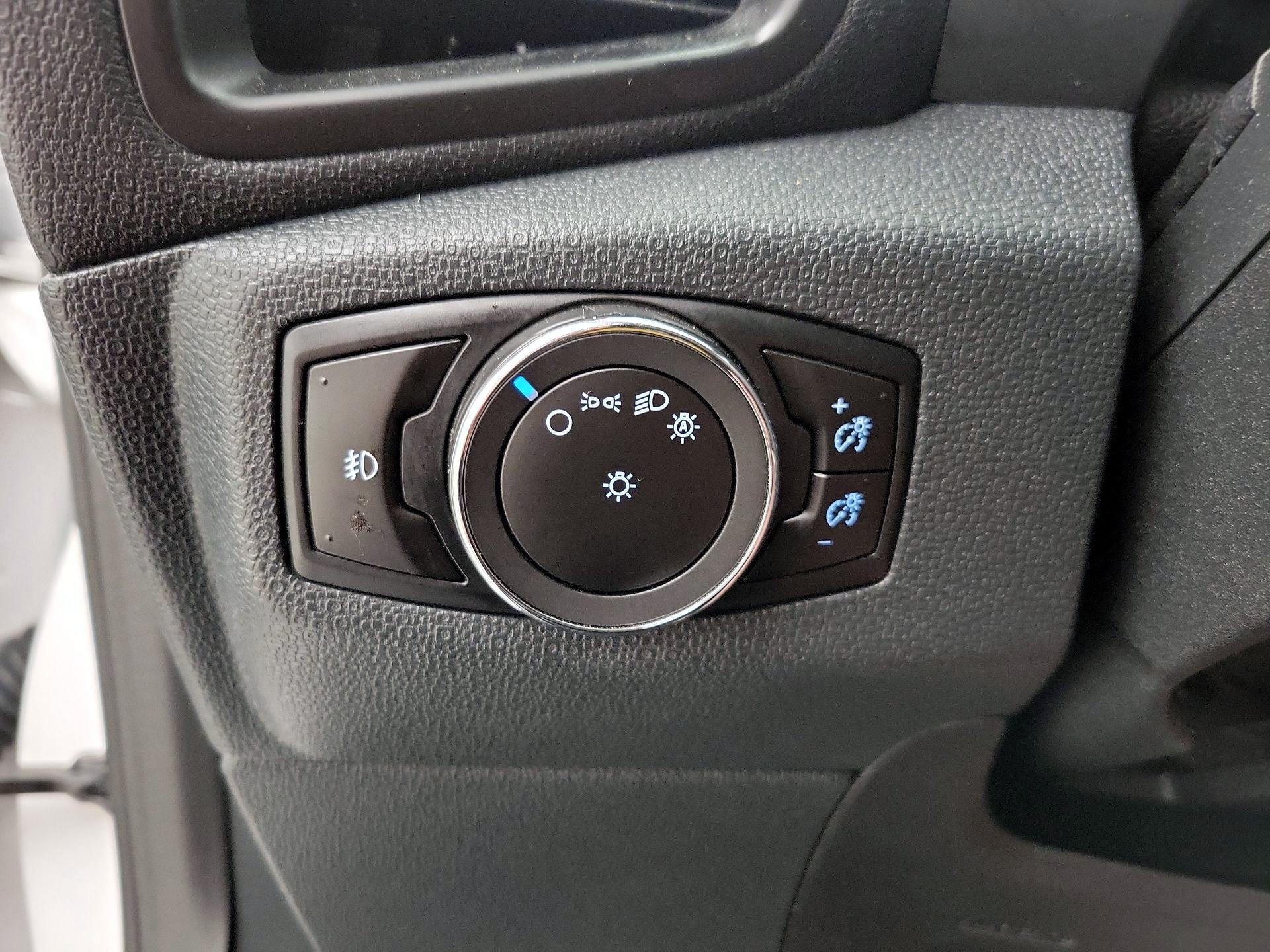 Thumbnail: 2019 Ford EcoSport - 13