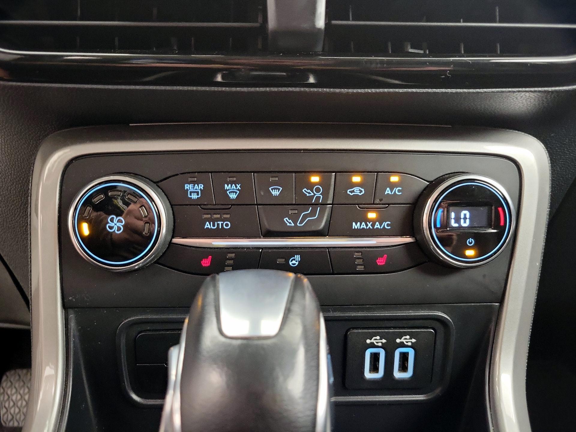 Thumbnail: 2019 Ford EcoSport - 17