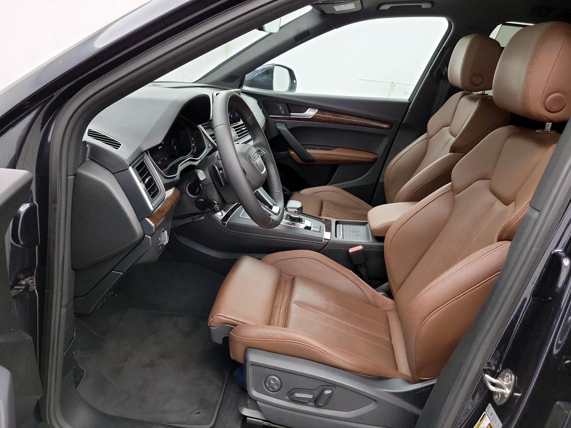 Thumbnail: 2019 Audi Q5 - 11