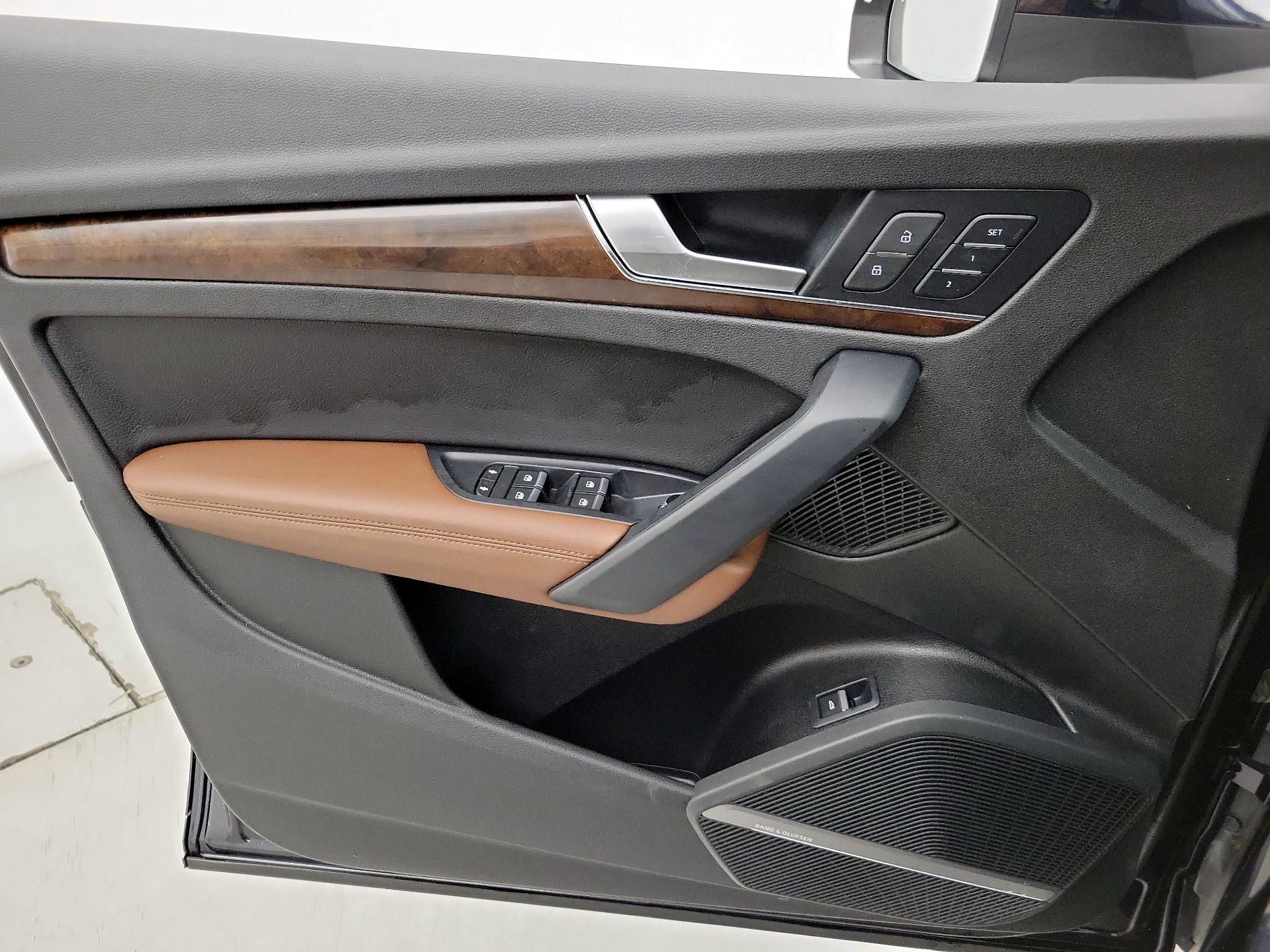 Thumbnail: 2019 Audi Q5 - 12