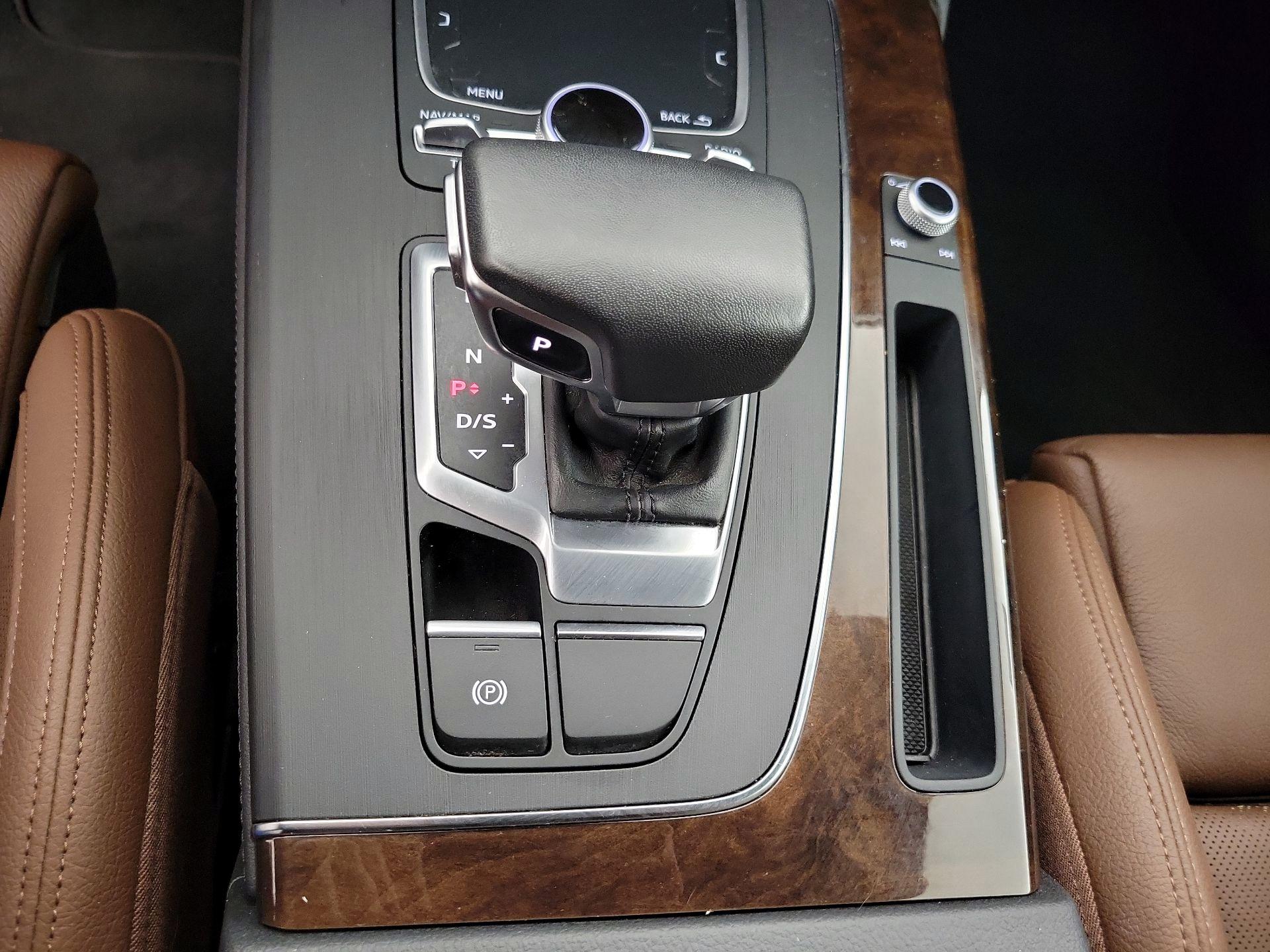 Thumbnail: 2019 Audi Q5 - 18